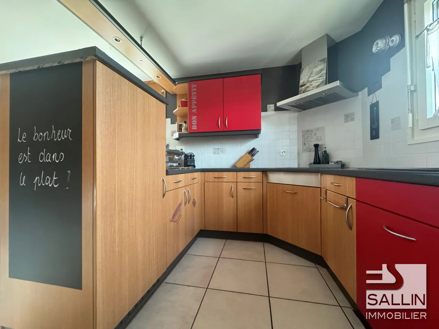 Maison Familiale Spacieuse en Impasse - Photo 3 sur 13