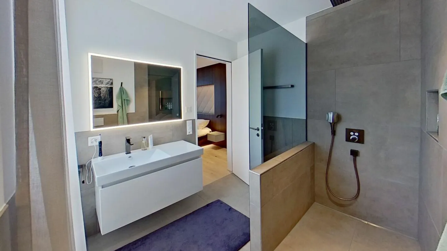 Stylische voll ausgestattete Wohnung im Zentrum - Foto 10 von 14