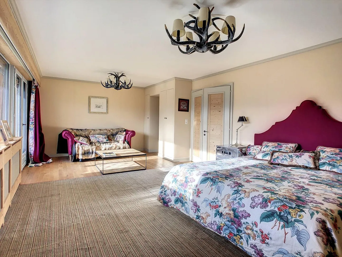 Bellissimo appartamento di 6 stanze all'ultimo piano - Foto 6 di 13