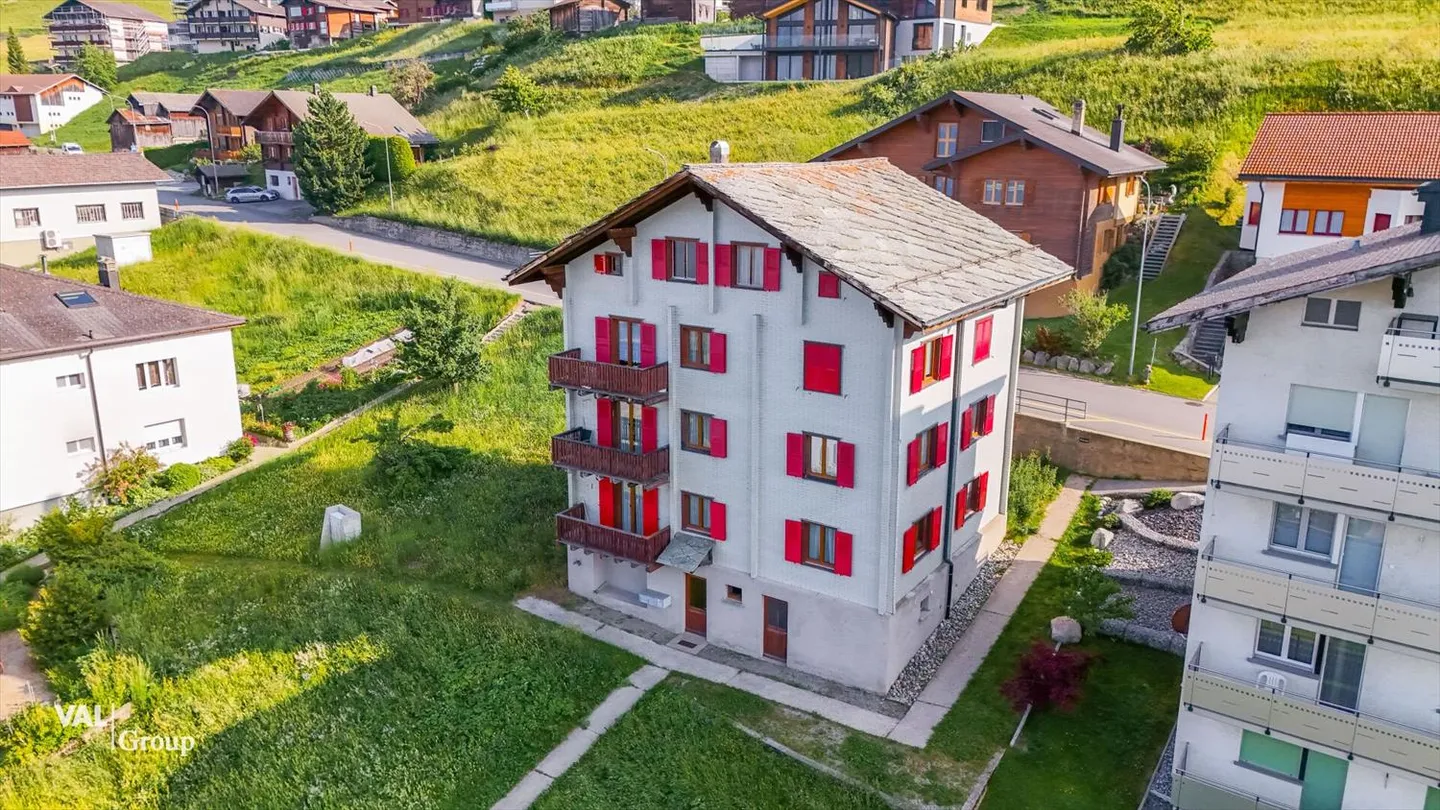 Affascinante casa sopra la valle - con vista libera - Foto 1 di 13