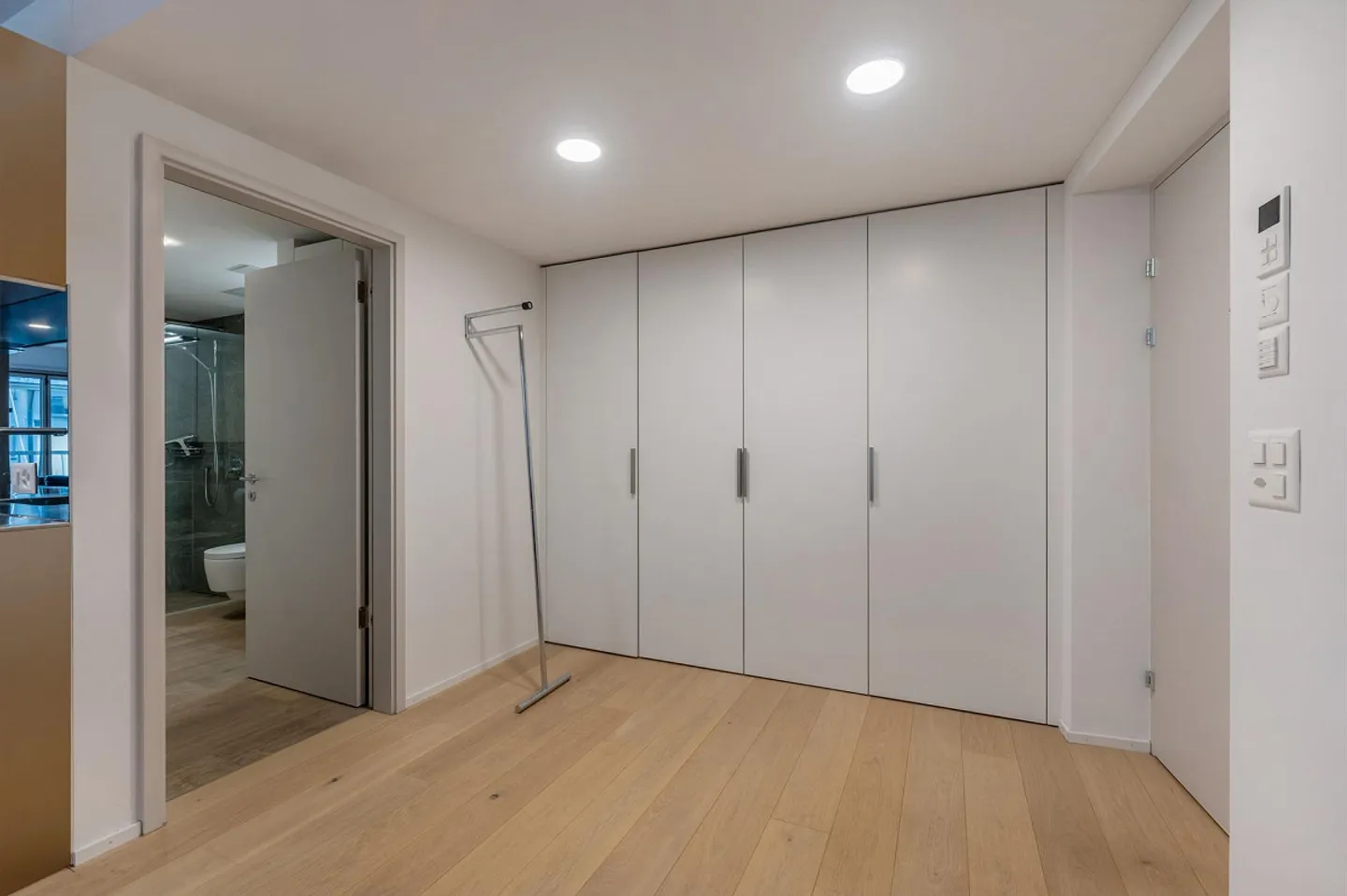 Luminoso e centralmente situato - nel cuore di Zurigo - Foto 4 di 9