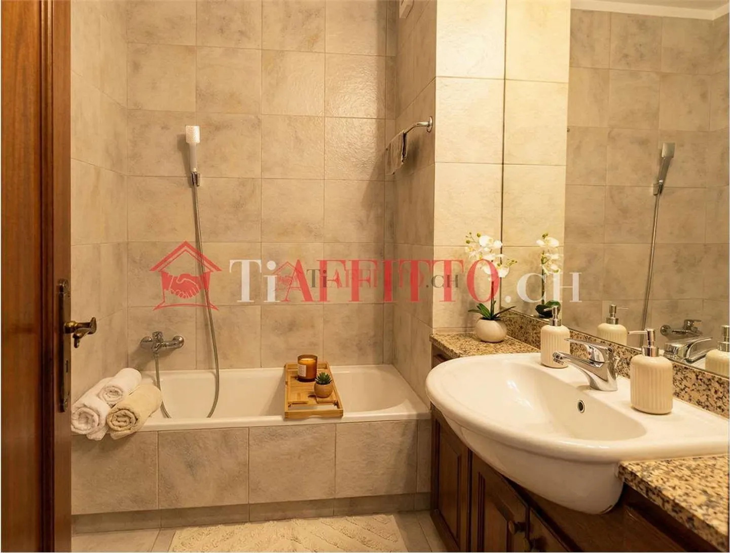 SCHÖNE WOHNUNG MIT PANORAMABLICK IN SAVOSA - Foto 11 von 13