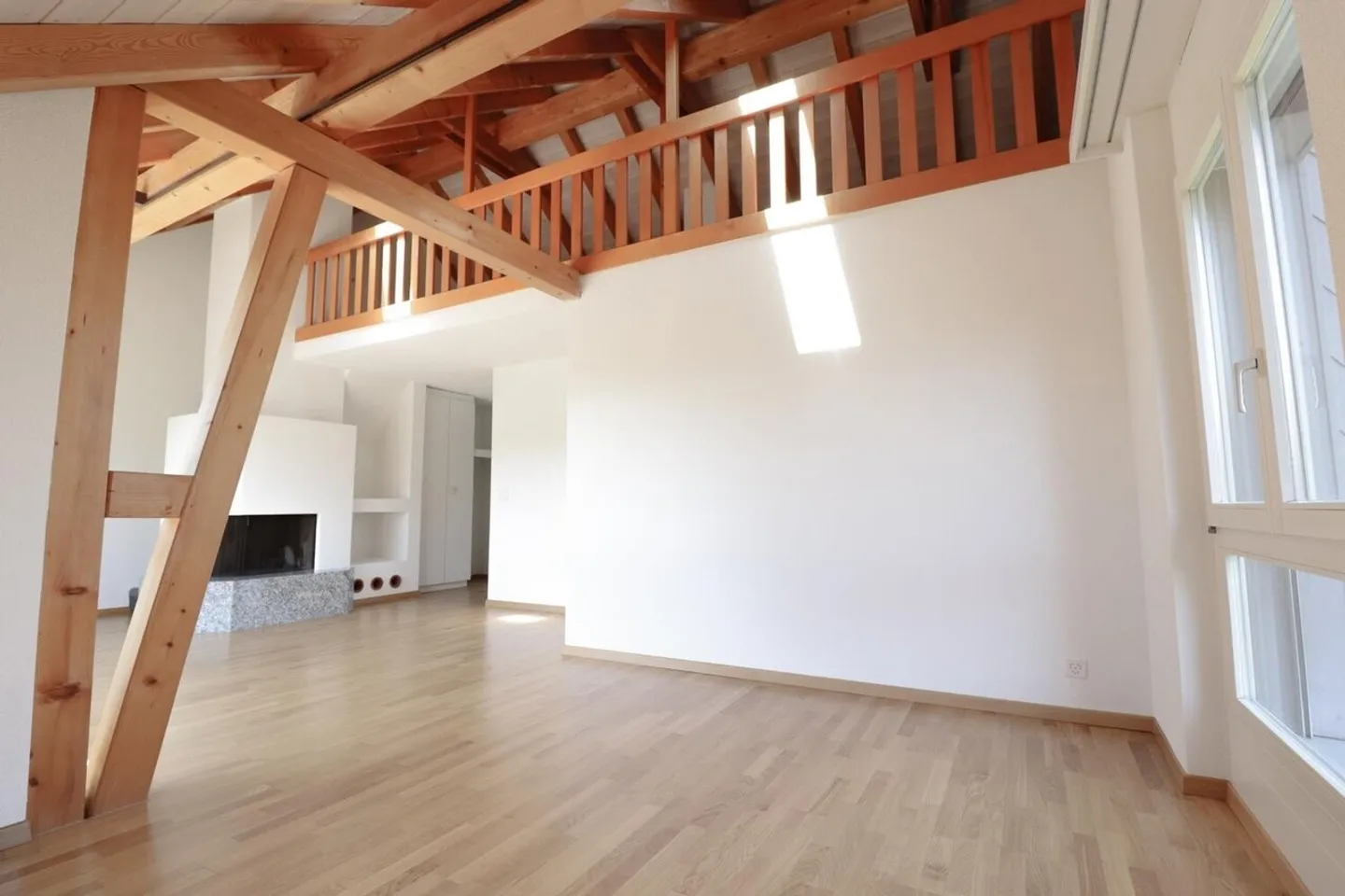 Sogno abitativo: Appartamento attico con galleria e terrazza! - Foto 3 di 11