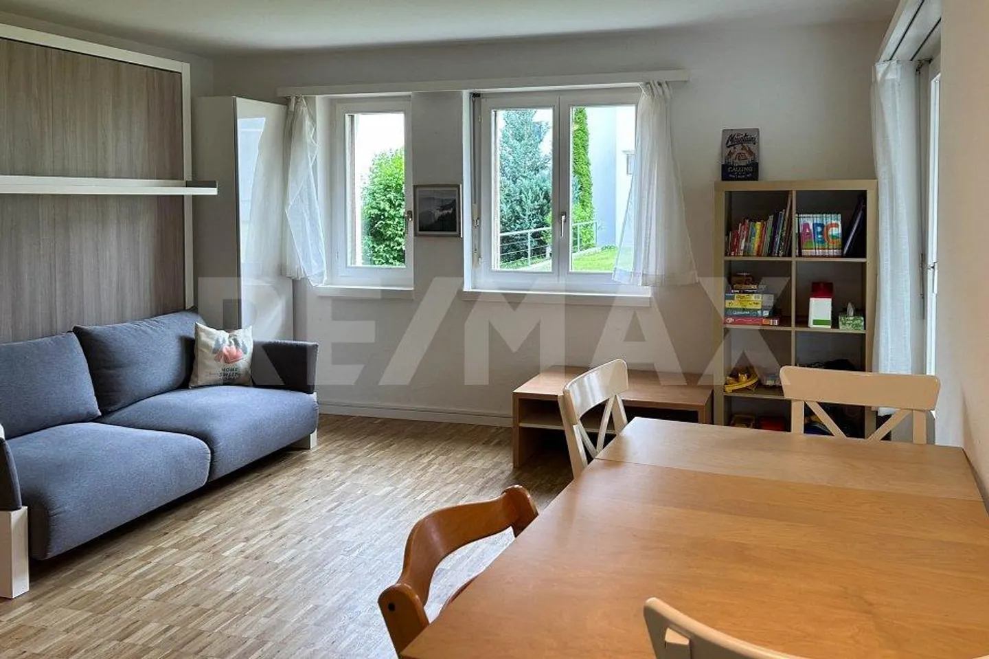 2.5 Room Apartment - Photo 2 of 9