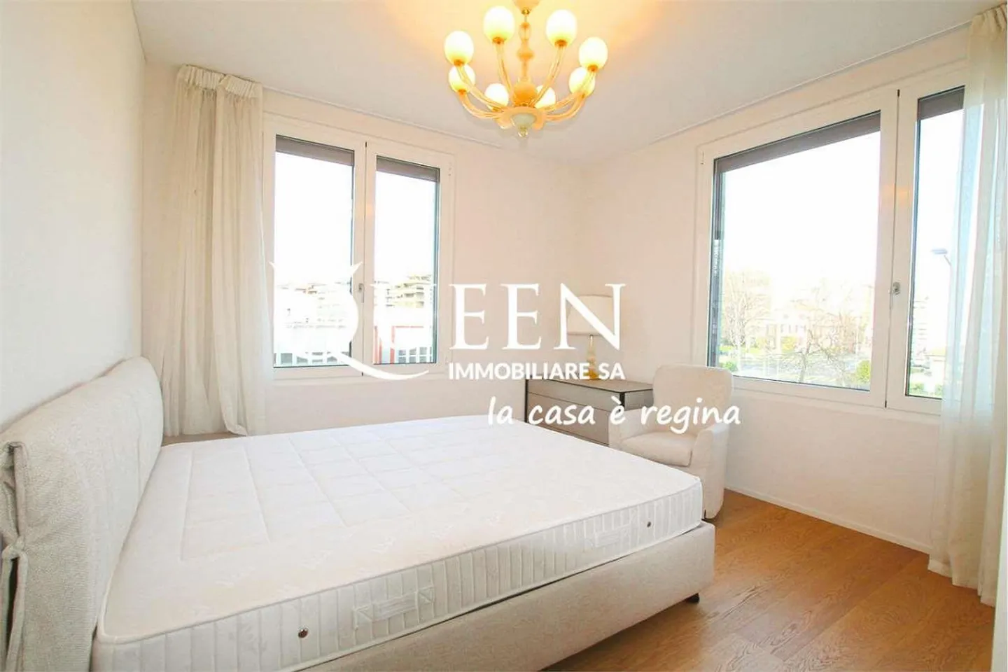 Lugano-Cassarate: lussuoso appartamento 4.5 locali, 150 m², loggia, vista lago - Foto 9 di 13
