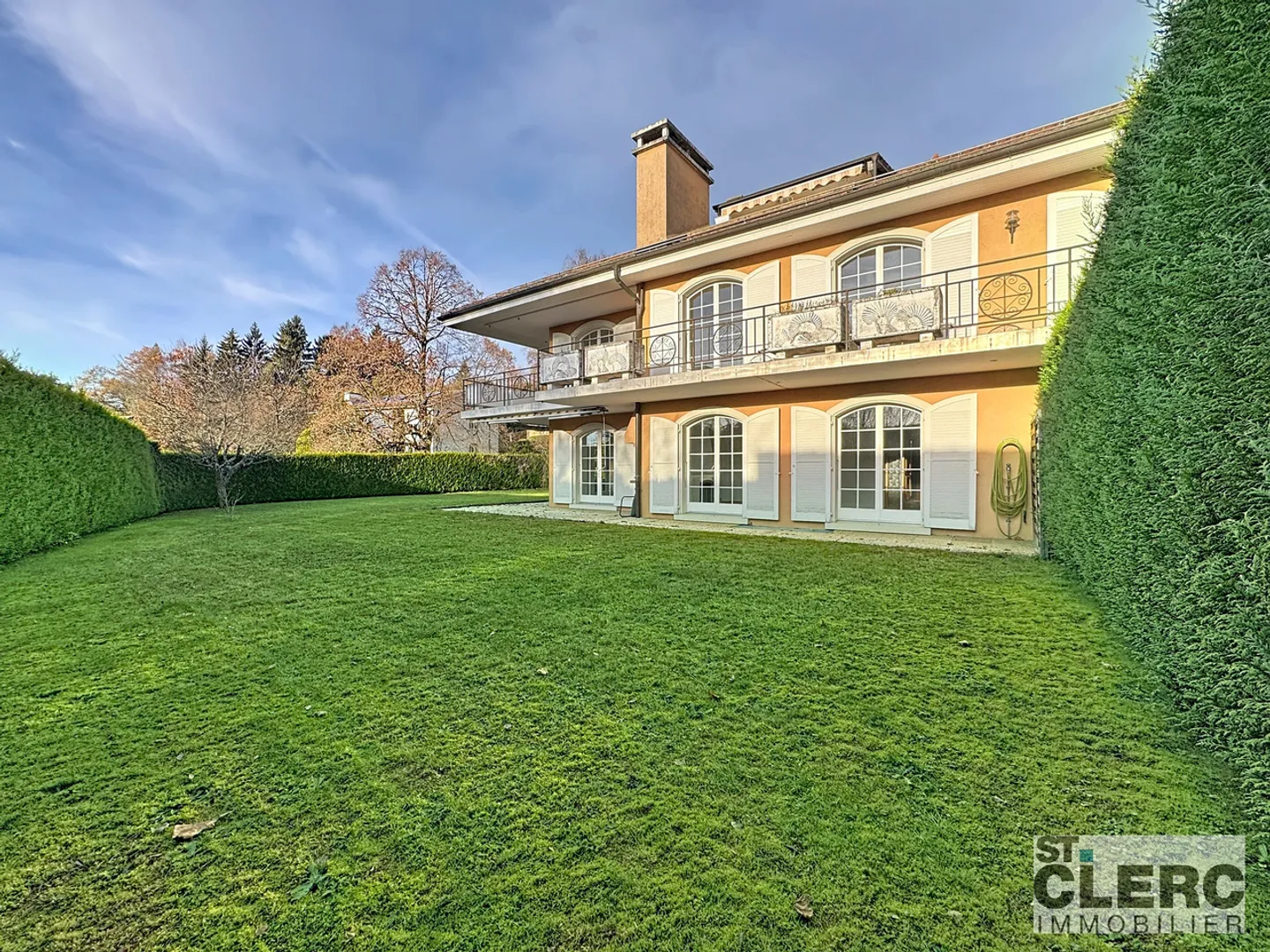 Bellissimo appartamento di 7 locali con giardino privato - Foto 1 di 15