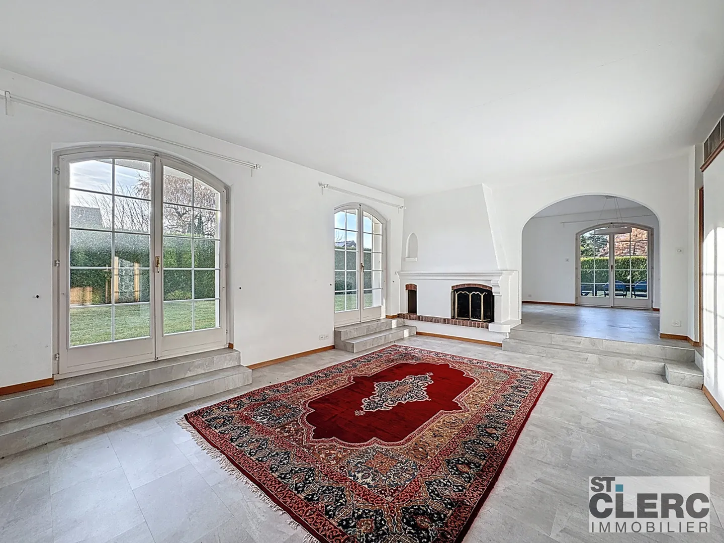 Bellissimo appartamento di 7 locali con giardino privato - Foto 2 di 15