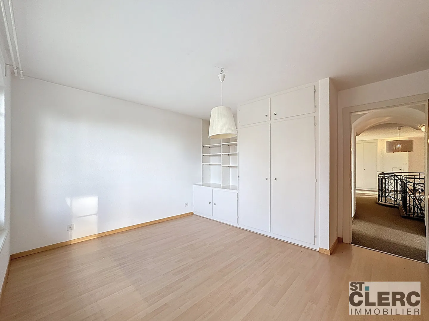 Bellissimo appartamento di 7 locali con giardino privato - Foto 6 di 15