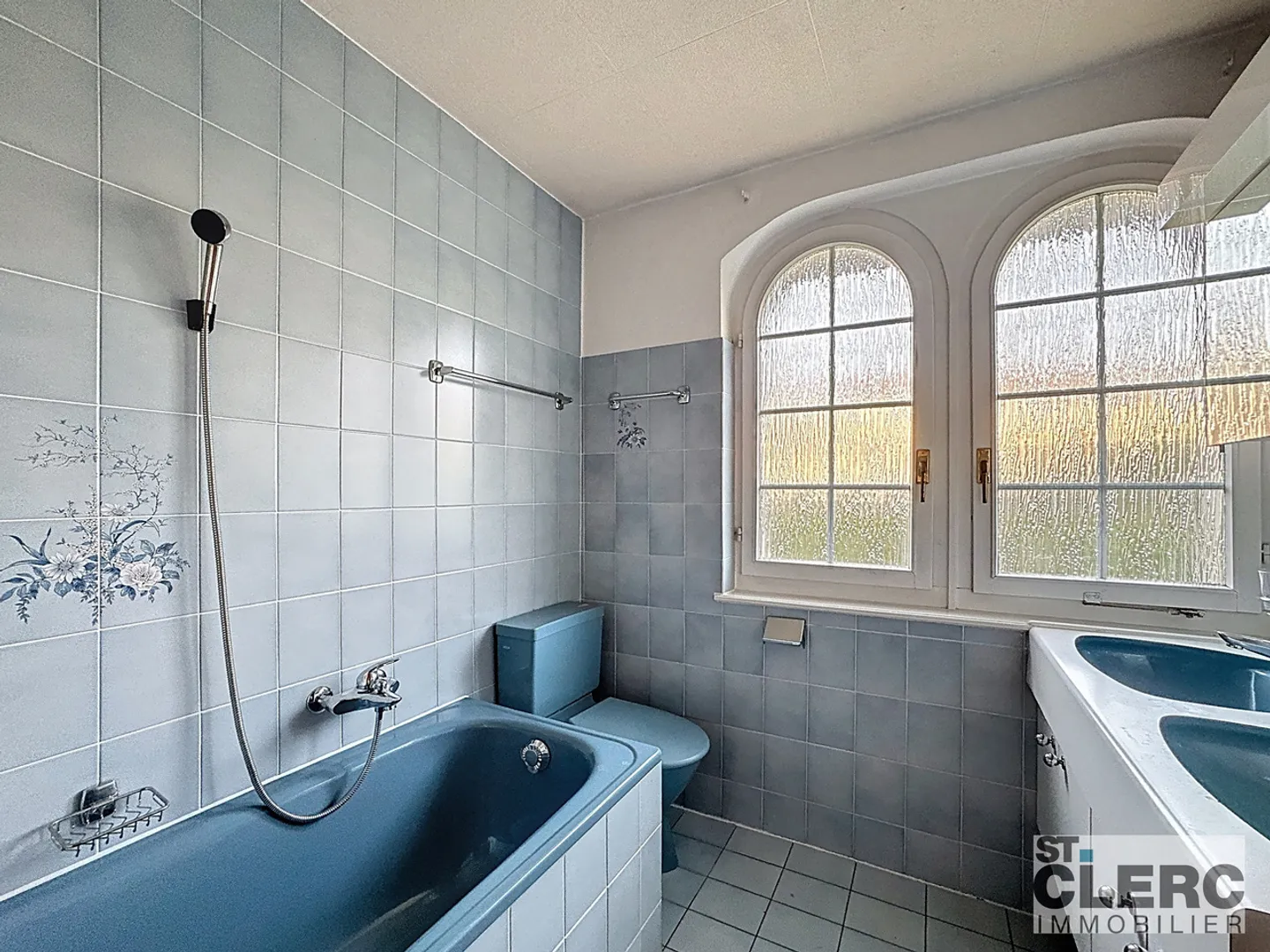 Bellissimo appartamento di 7 locali con giardino privato - Foto 8 di 15