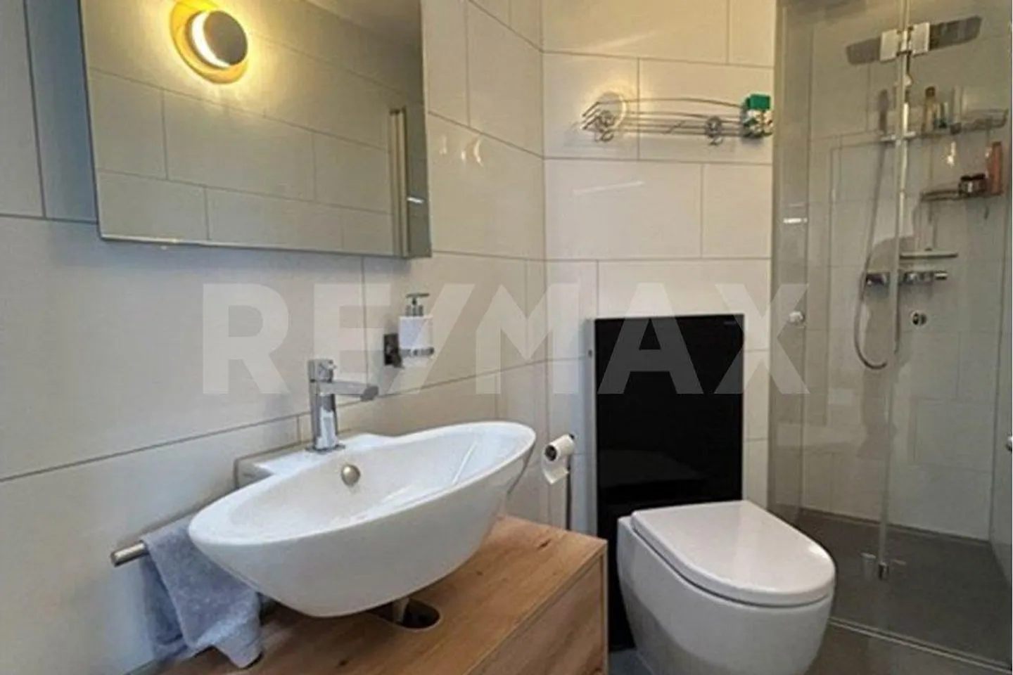 2.5 Room Apartment - Photo 5 of 9