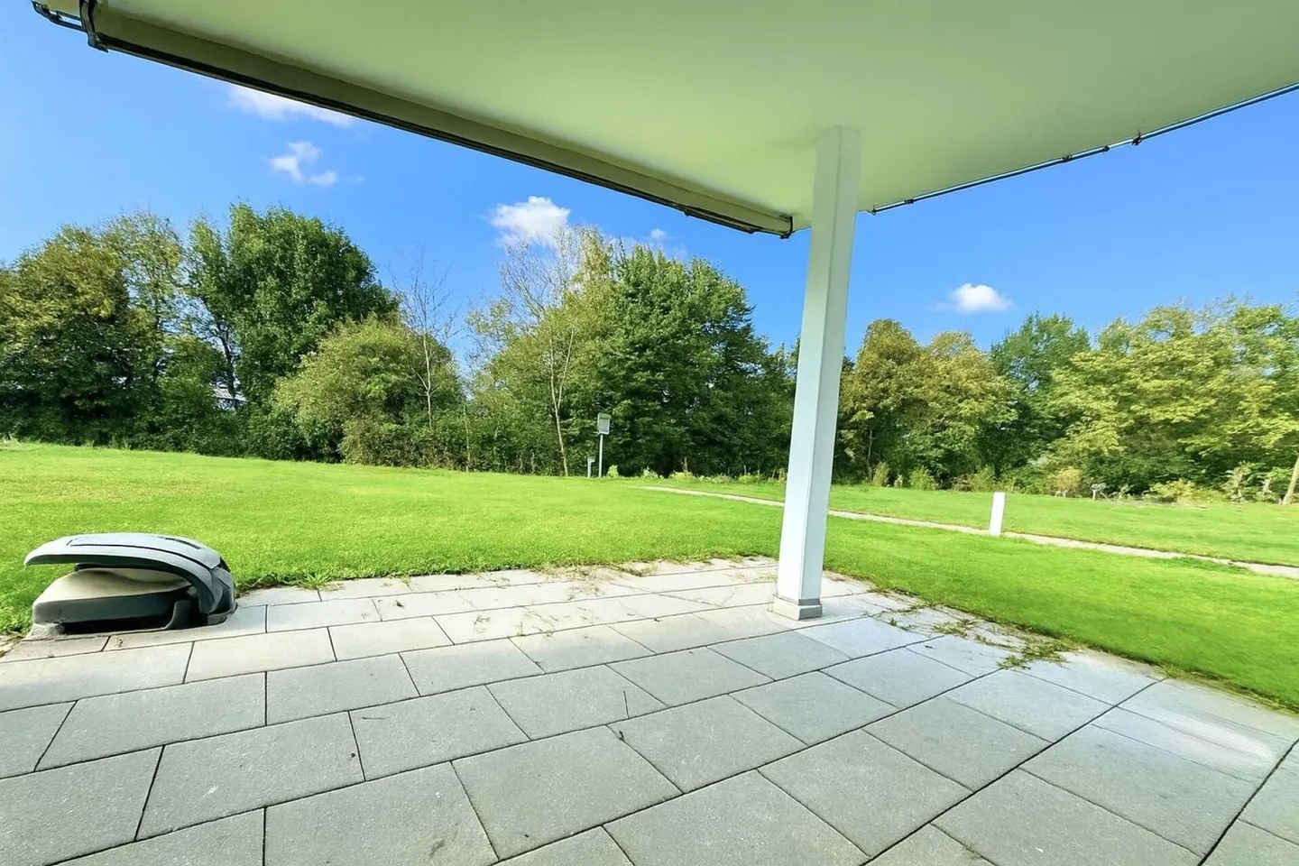 Appartement de jardin moderne dans un emplacement idyllique avec un très grand jardin - Photo 6 sur 6