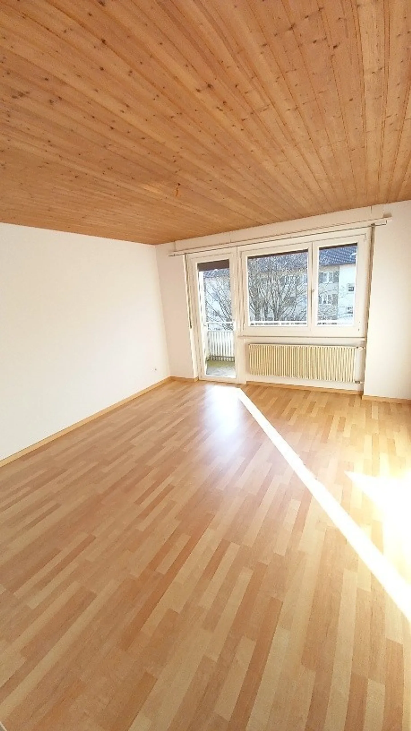 Appartamento 4 locali - Foto 2 di 6