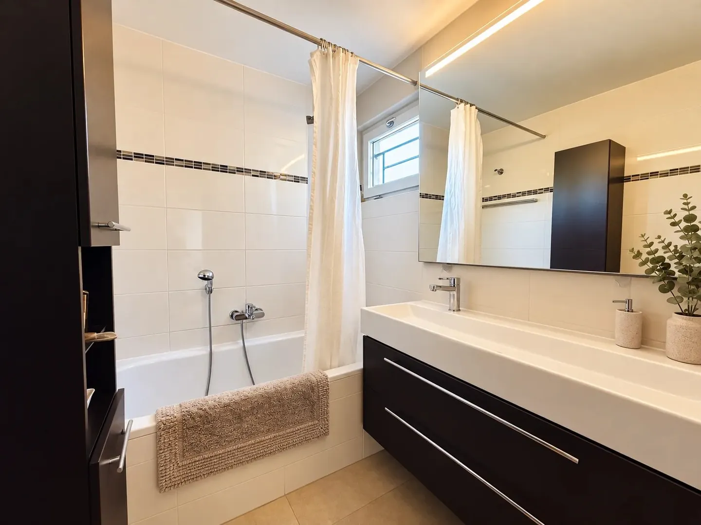 Incantevole Casa Familiare con Piscina - Foto 13 di 15