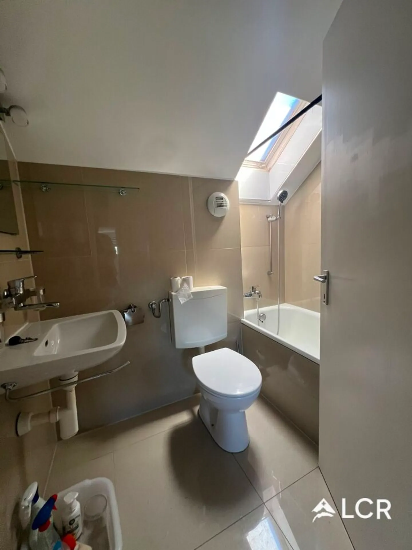 Spacieux appartement de 5.5 pièces - Photo 10 sur 13