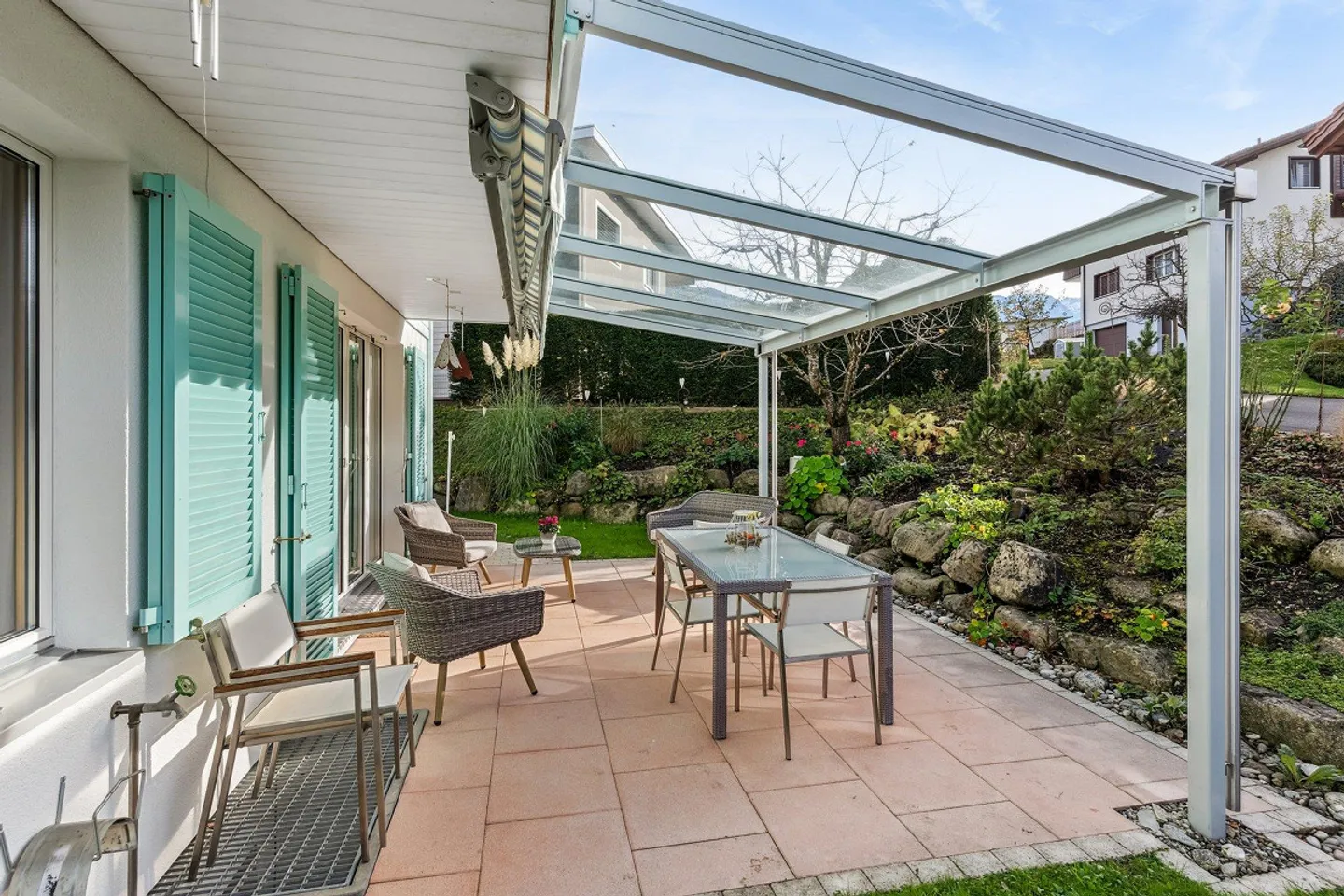 Charmante maison individuelle de 6,5 pièces avec cheminée et garage à Kerns - Photo 8 sur 10