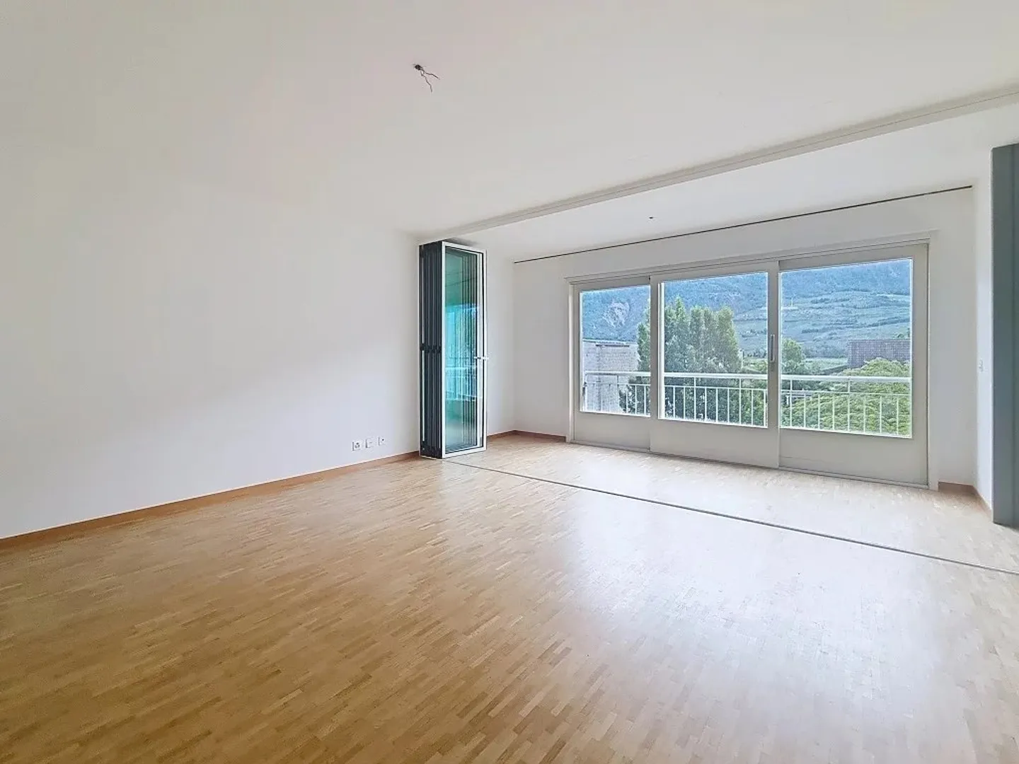 2-room apartment - Photo 1 of 7