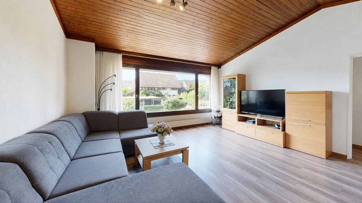 Maison individuelle de 4,5 pièces avec grand jardin - Photo 2 sur 17
