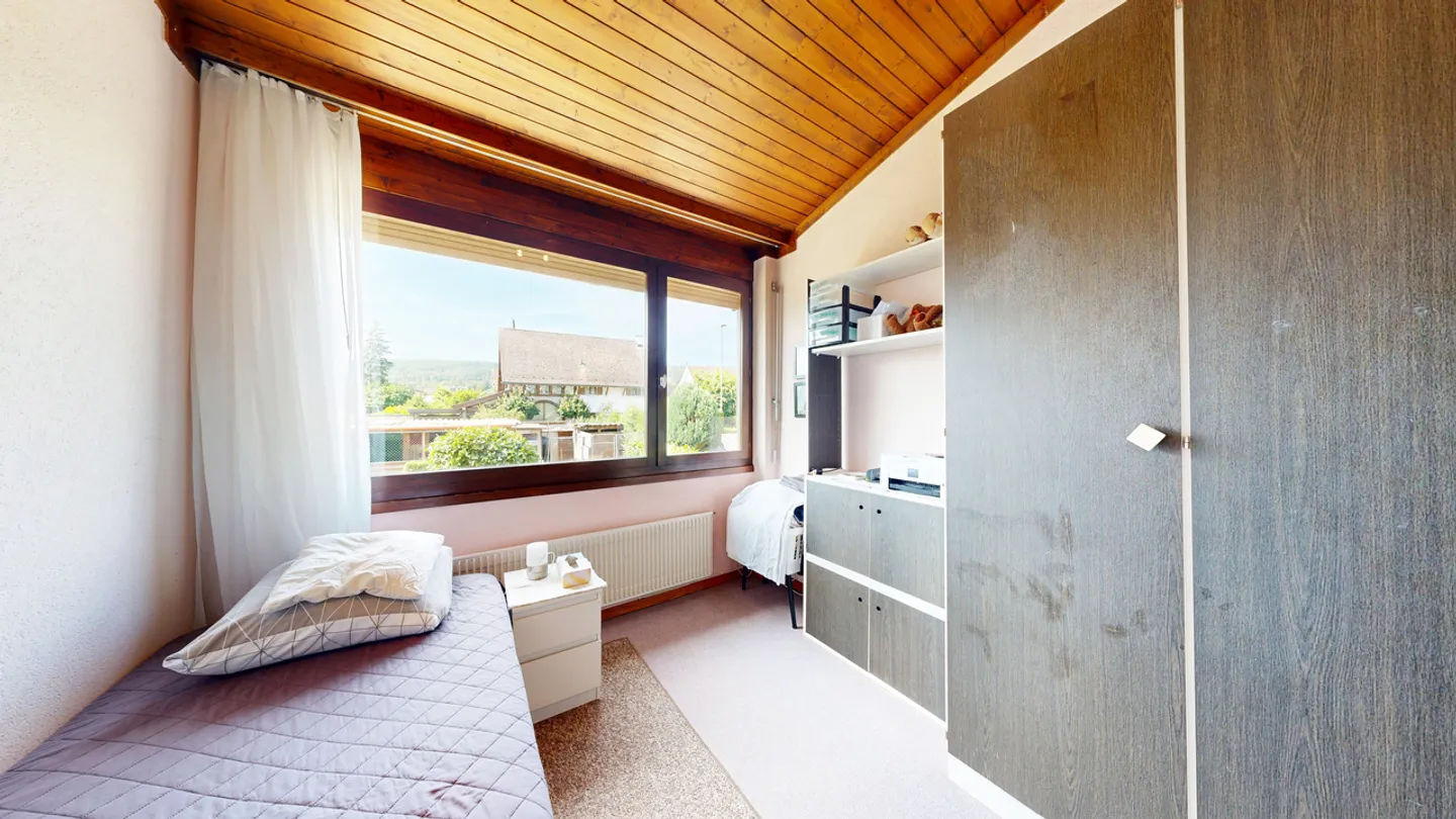 Maison individuelle de 4,5 pièces avec grand jardin - Photo 8 sur 17