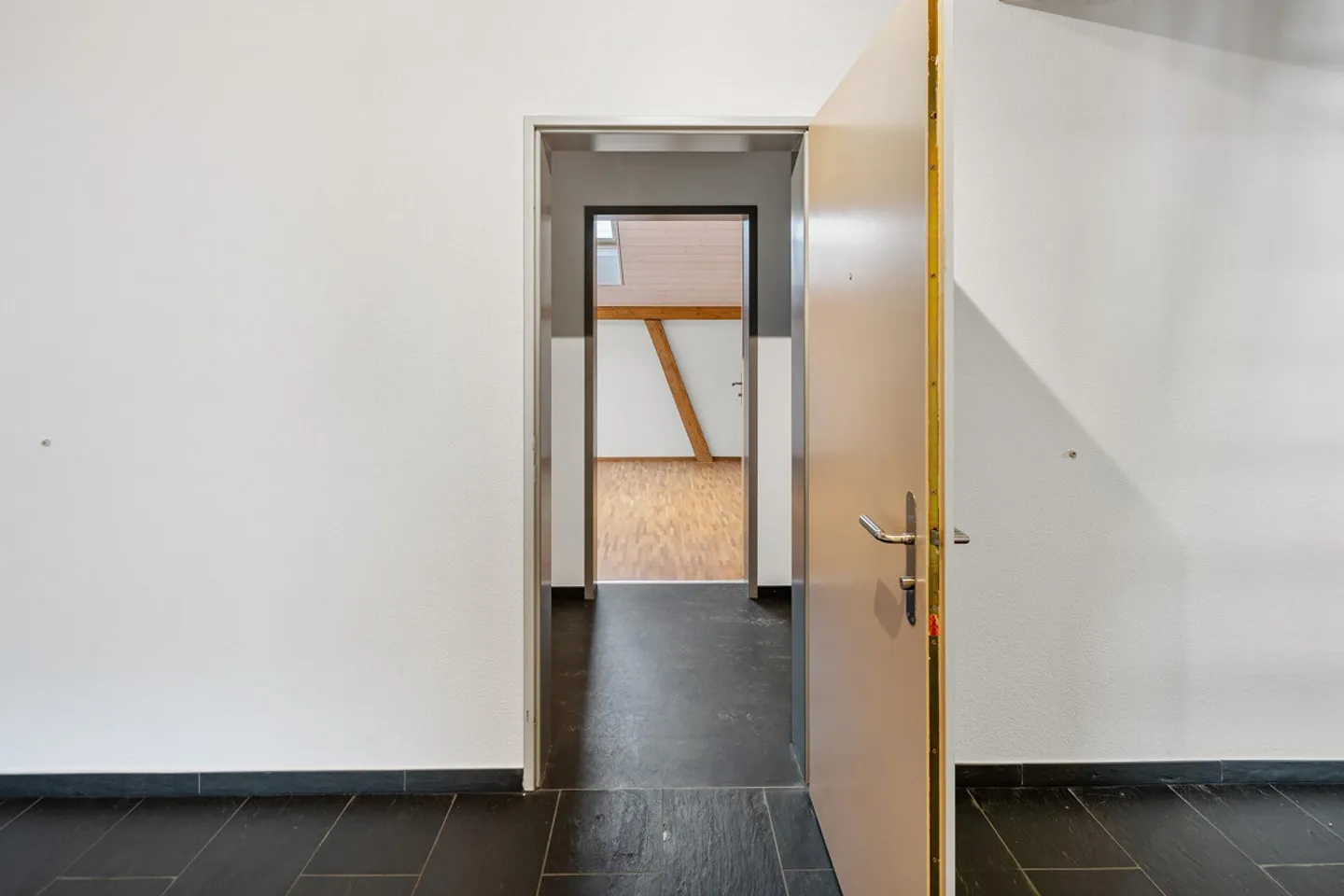 TOP Wertanlage: Maisonette-Loftwohnung mit See- und Bergblick - Foto 15 von 23