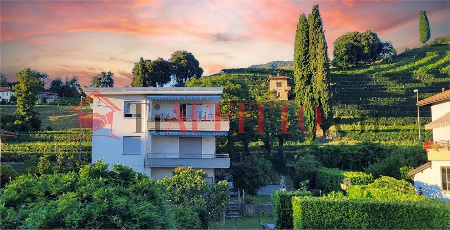 LUMINEUX APPARTEMENT DE 4,5 PIÈCES AVEC JARDIN À COLDRERIO - Photo 8 sur 9