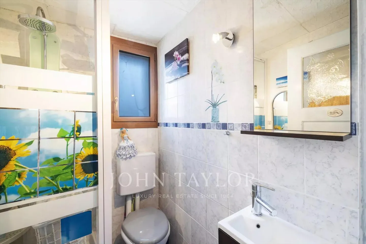 Charming Village House in Châtaignier (Fully) - Photo 10 of 13