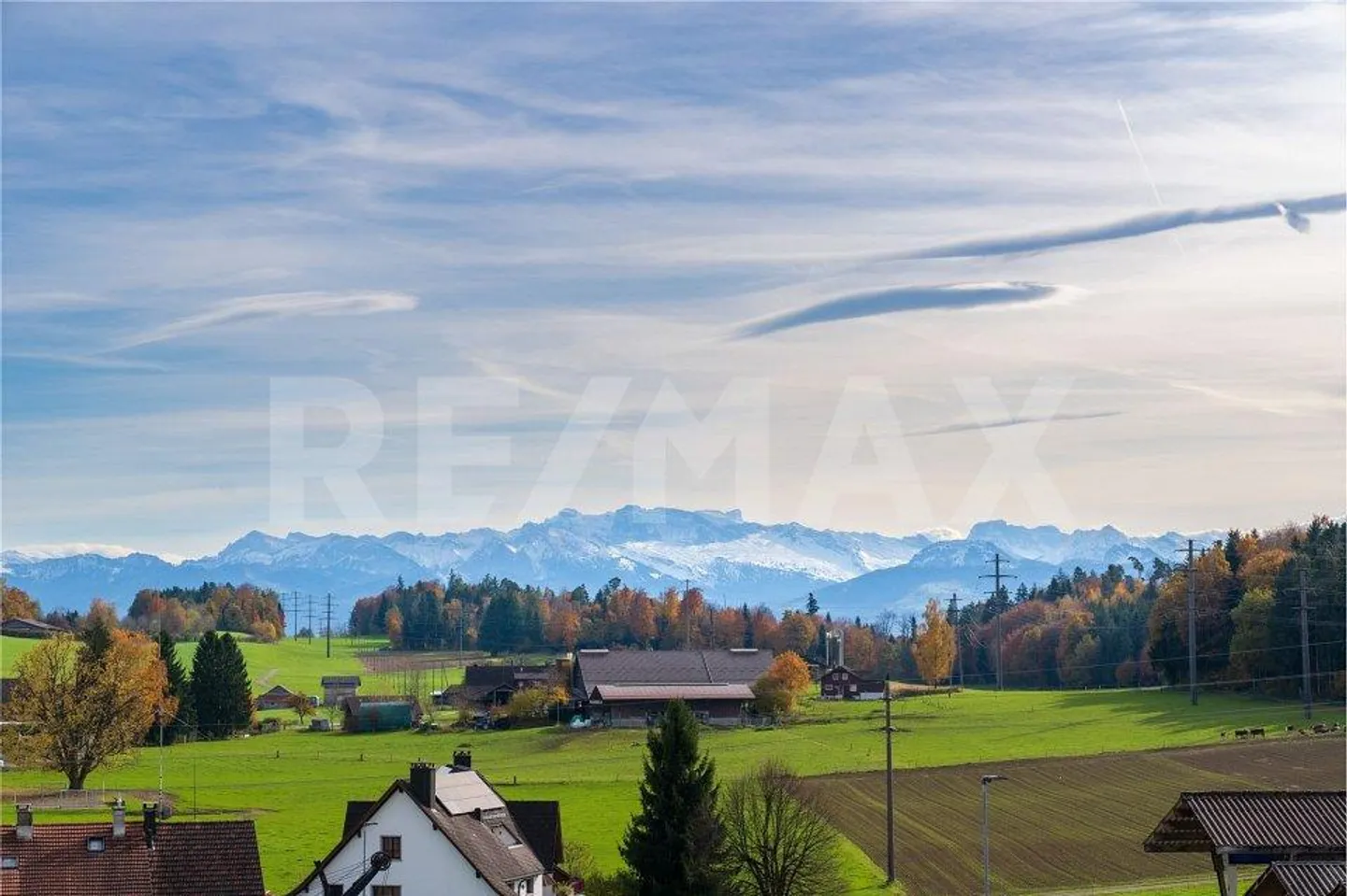 Casa bifamiliare o casa multigenerazionale con vista sulle montagne - Foto 1 di 13