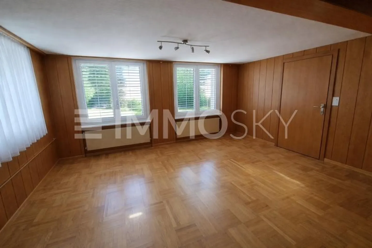 Rustikales Haus mit Charakter - Foto 1 von 5