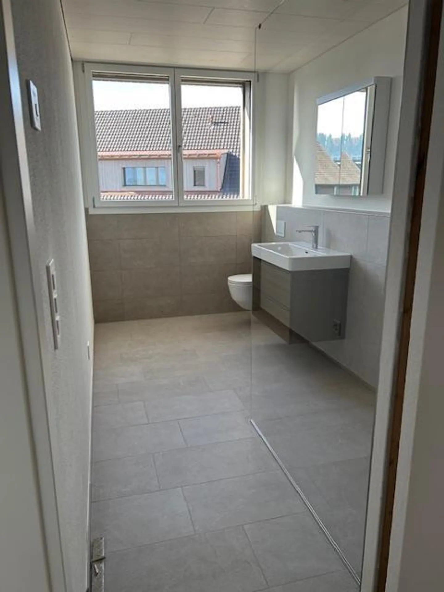 Geräumige Attikawohnung - Foto 2 von 9