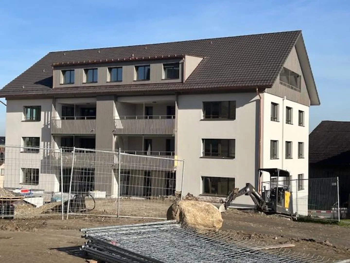 Geräumige Attikawohnung - Foto 1 von 9