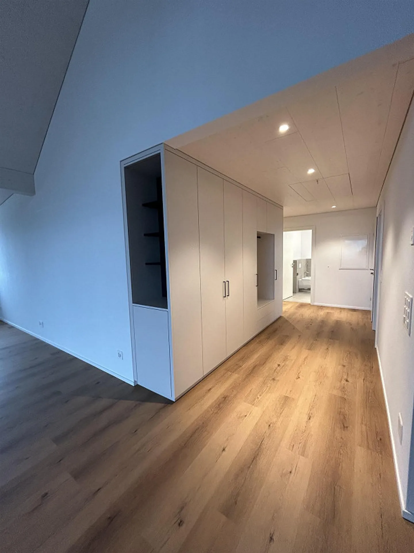 Geräumige Attikawohnung - Foto 7 von 9