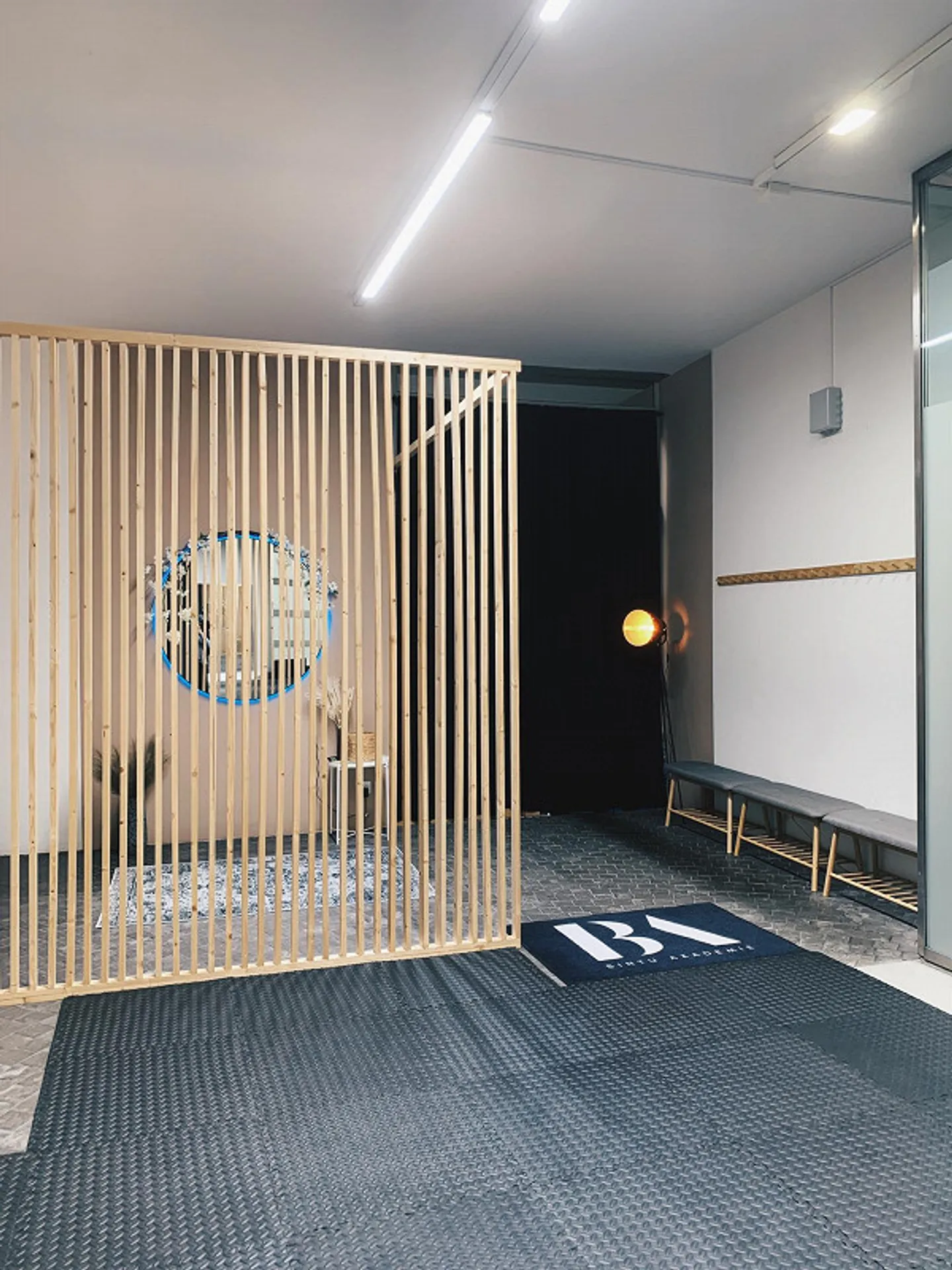 Modernes Gewerbe in Balgach - Foto 9 von 11