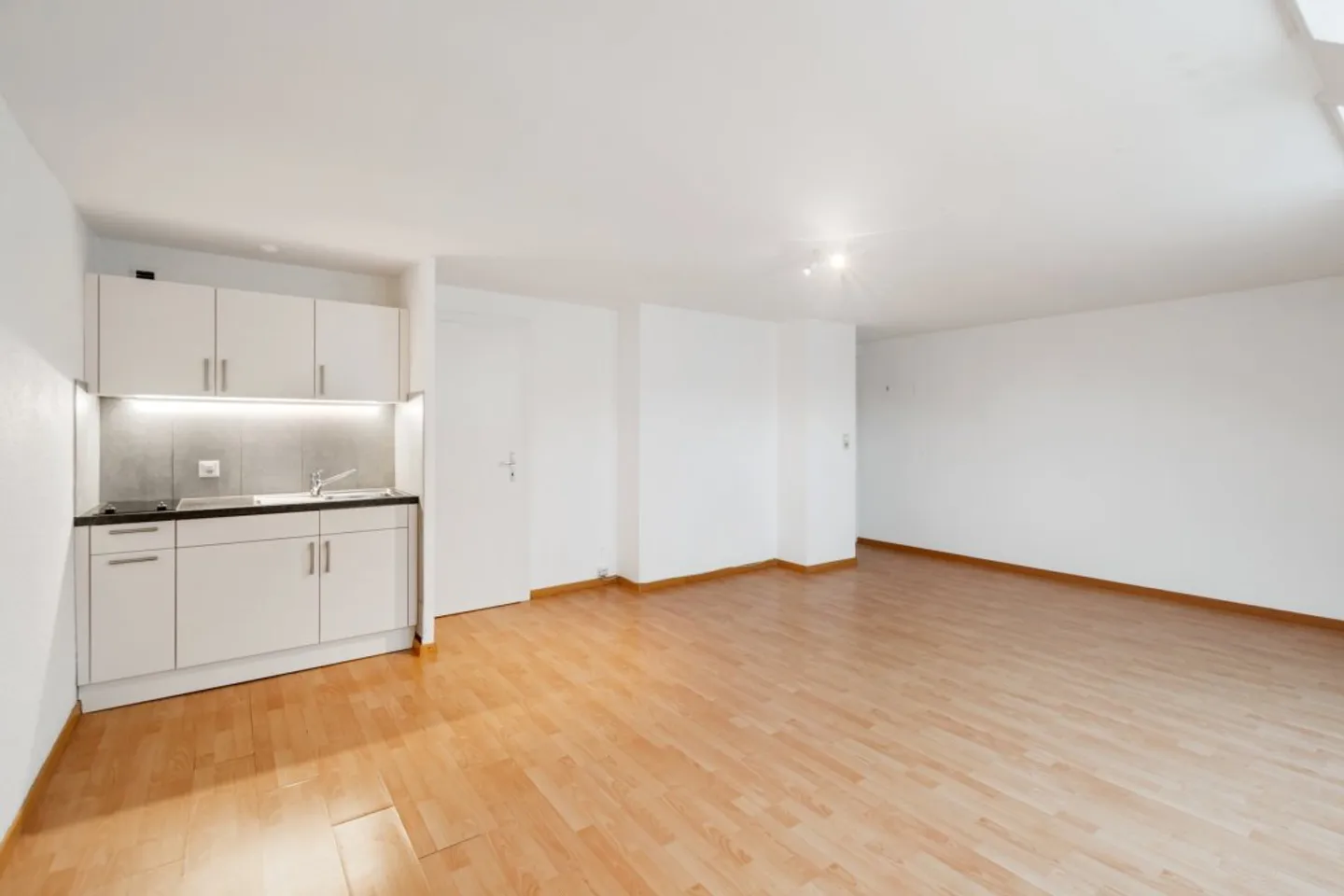 1-room apartment - Photo 2 of 6