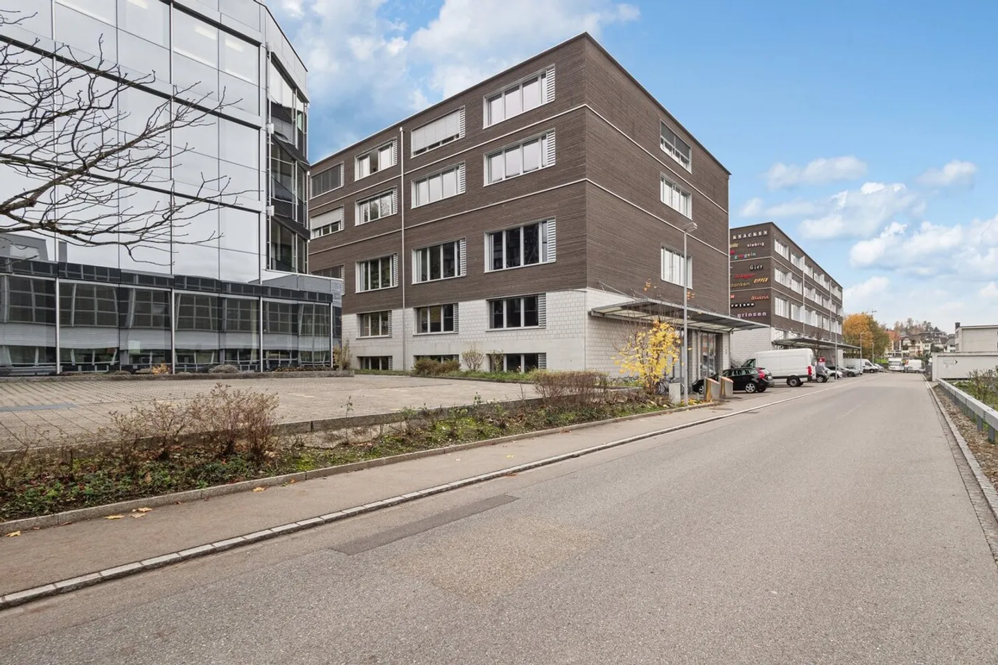 Flexible Commercial Space in Thalwil - Photo 2 of 9