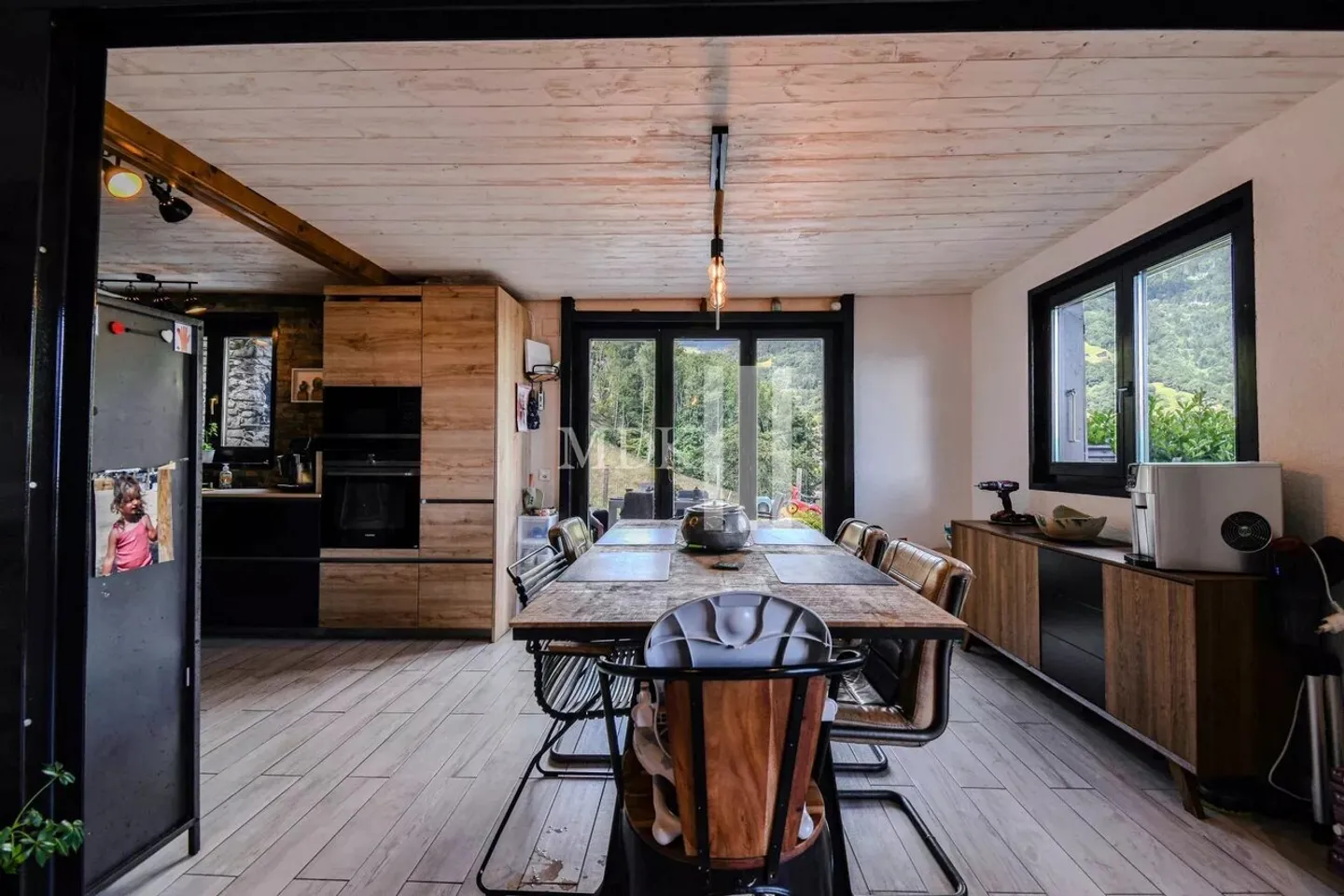 Chalet incantevole con vista libera sulla pianura e sulle montagne - Foto 4 di 13