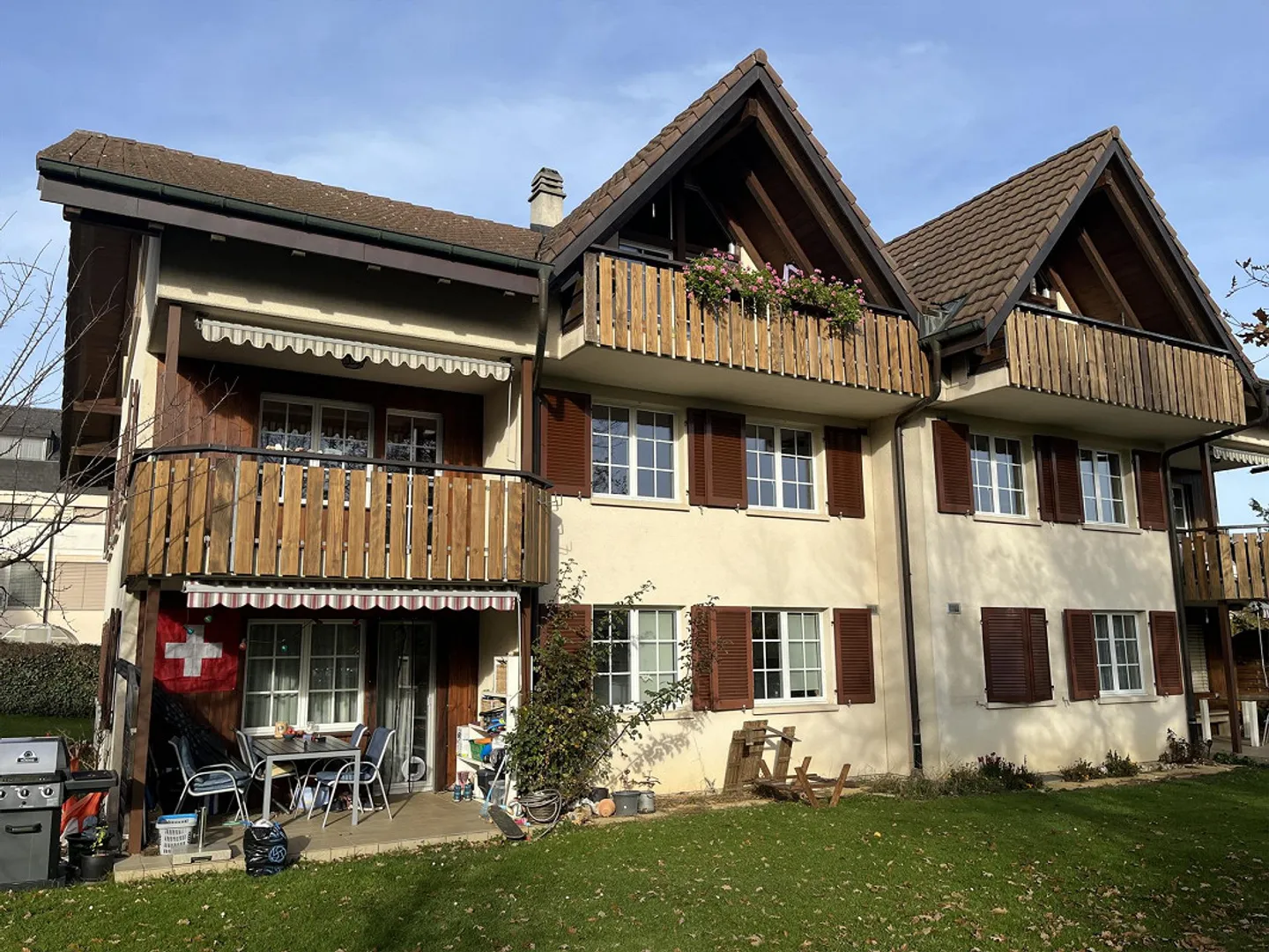 Tolle, ruhige Wohnung mit grossem Balkon - Foto 2 von 14