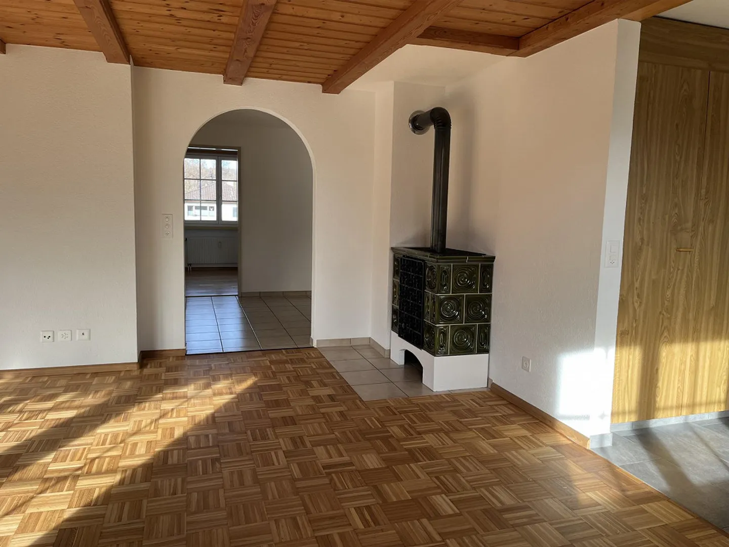 Tolle, ruhige Wohnung mit grossem Balkon - Foto 6 von 14