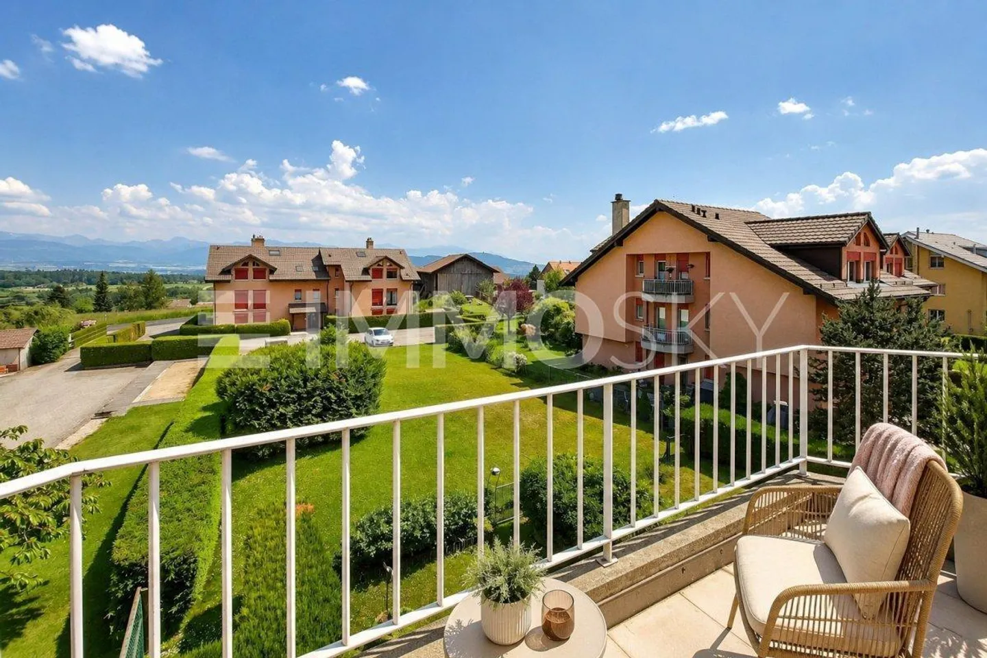 Spacious 3.5 Room Apartment 5 Minutes from Savigny - Photo 2 of 5