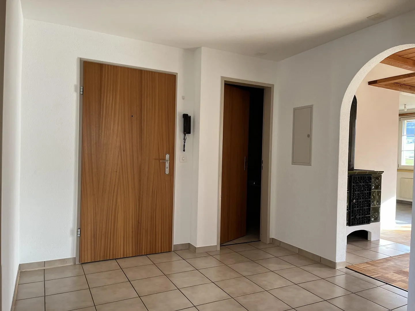 Tolle, ruhige Wohnung mit grossem Balkon - Foto 8 von 14