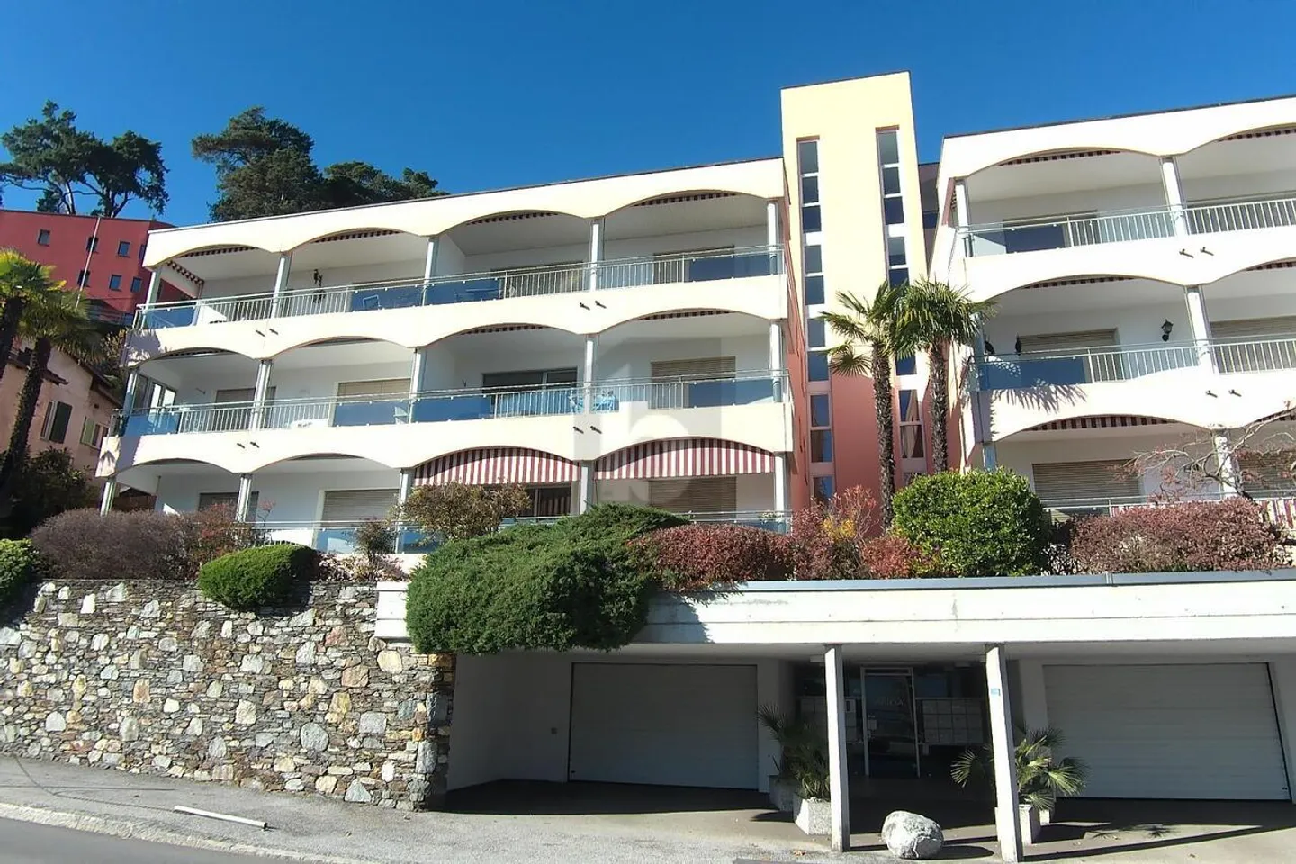 Apartment for sale - Photo 1 of 6