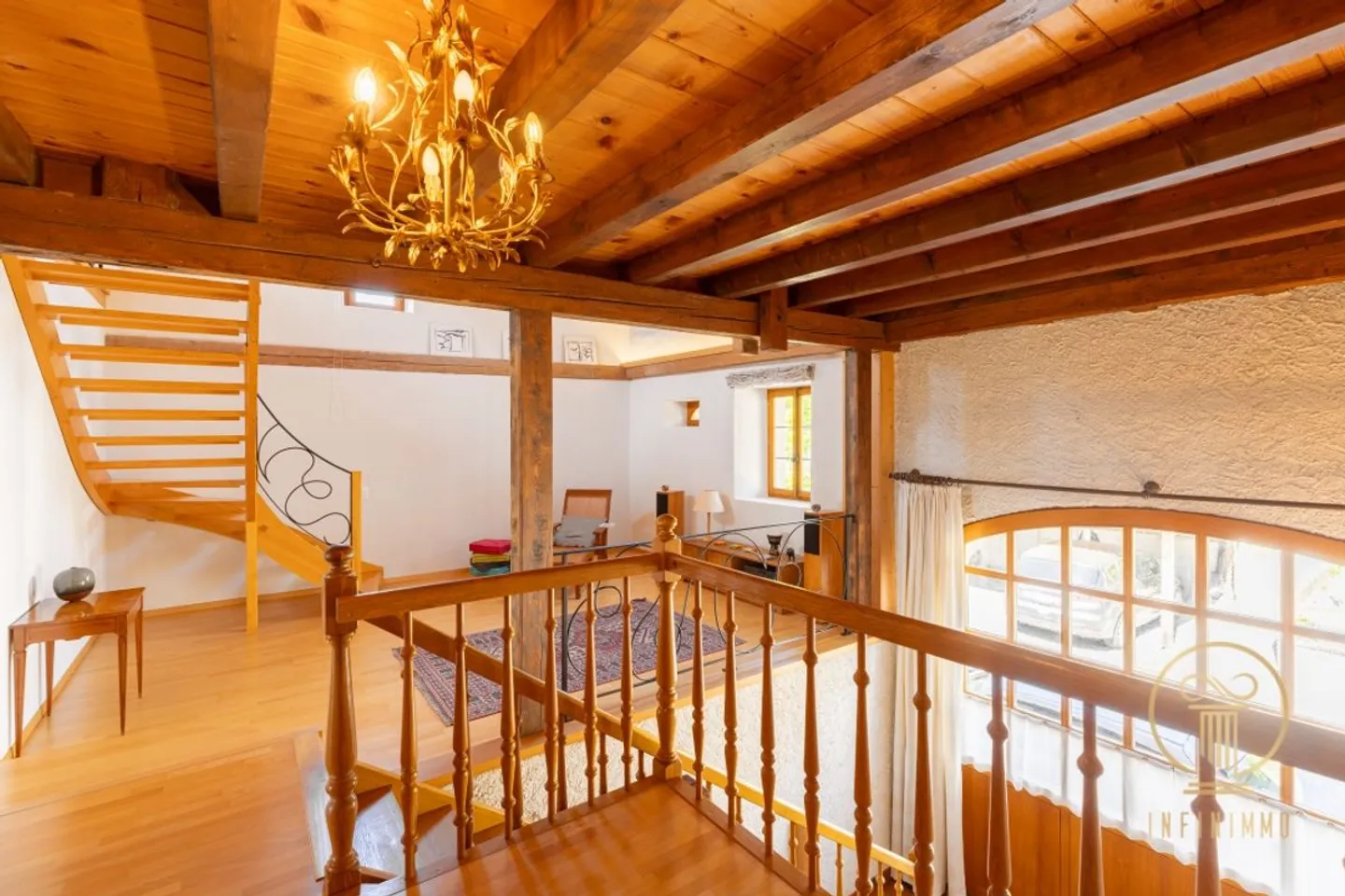 RANCES - belle ferme entièrement rénovée avec 10 chambres et terrain de jardin - Photo 6 sur 13
