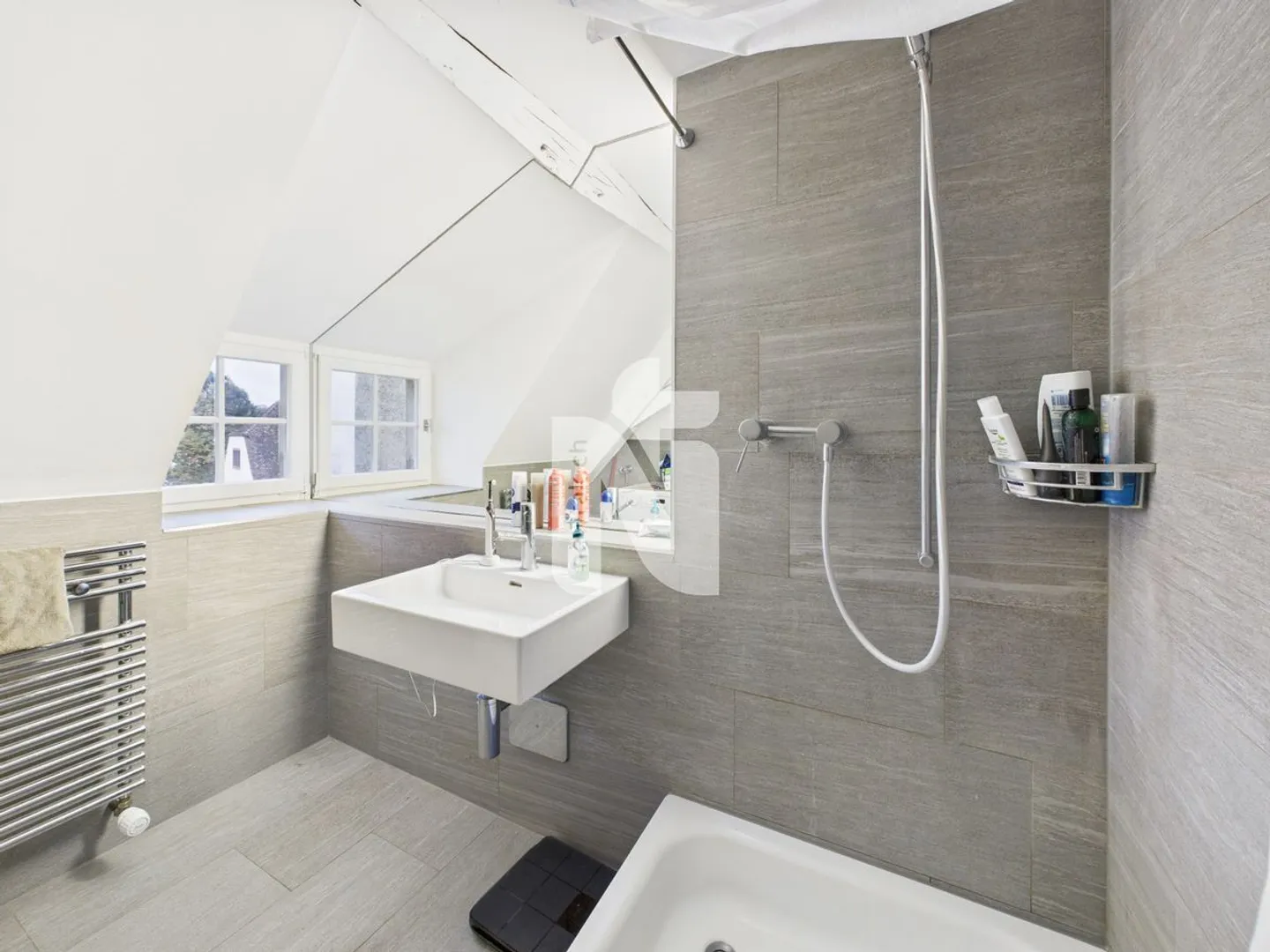 Spacious, furnished 2.5-room maisonette apartment in a central location near Spalentor - Photo 6 of 8