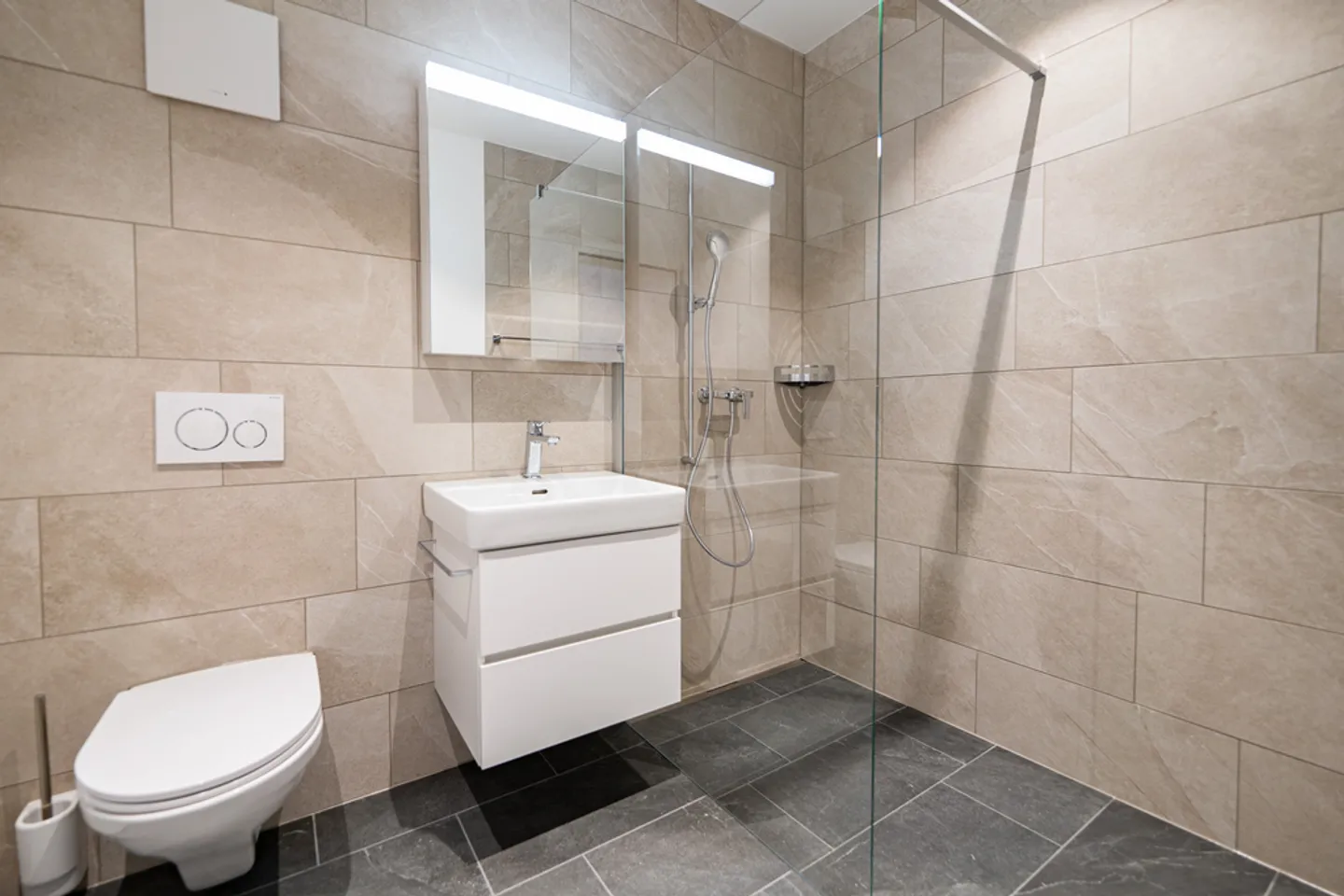 Appartement moderne de 2,5 pièces - Maintenant avec 1 mois de loyer gratuit ! - Photo 3 sur 5