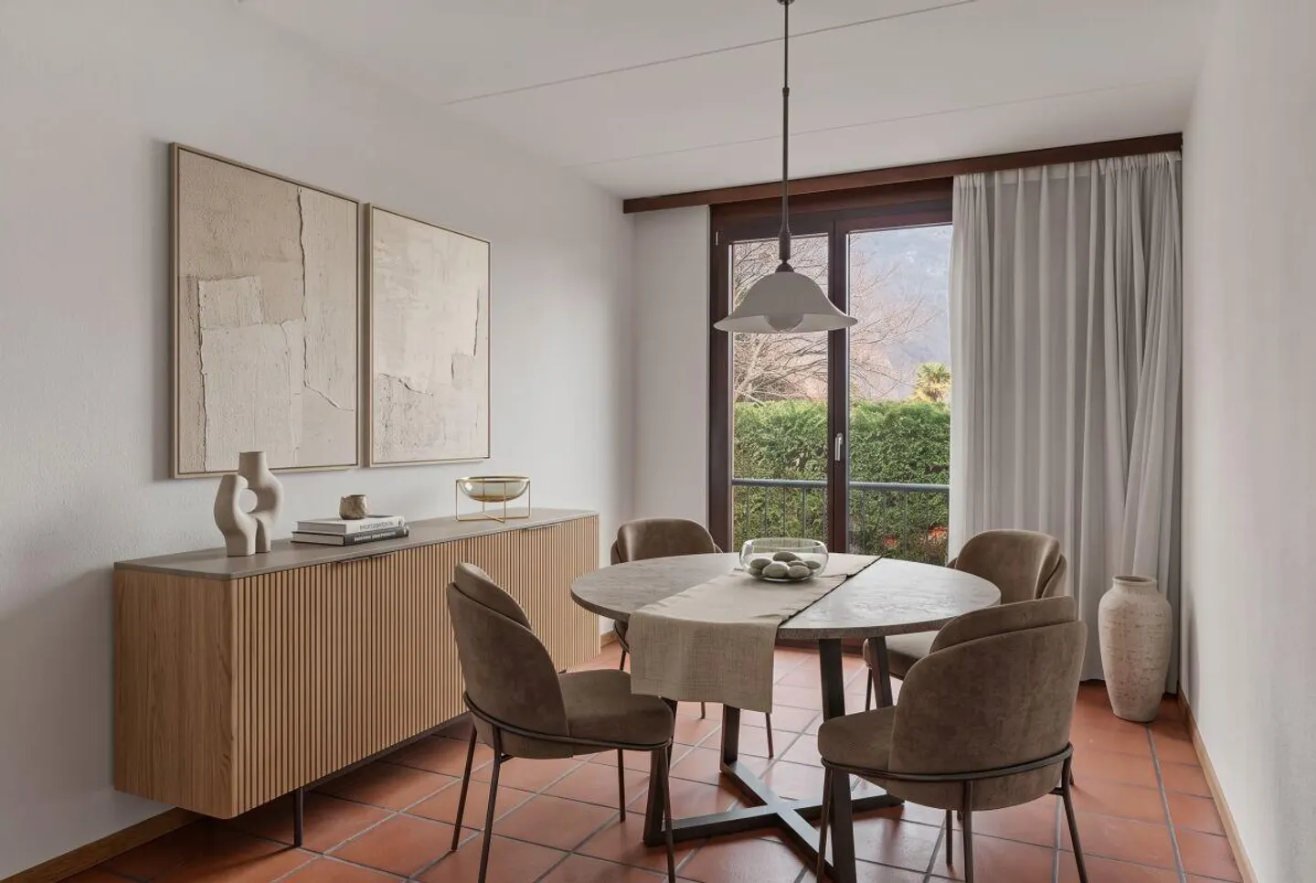 Casa a schiera affascinante con vista aperta - Foto 3 di 11