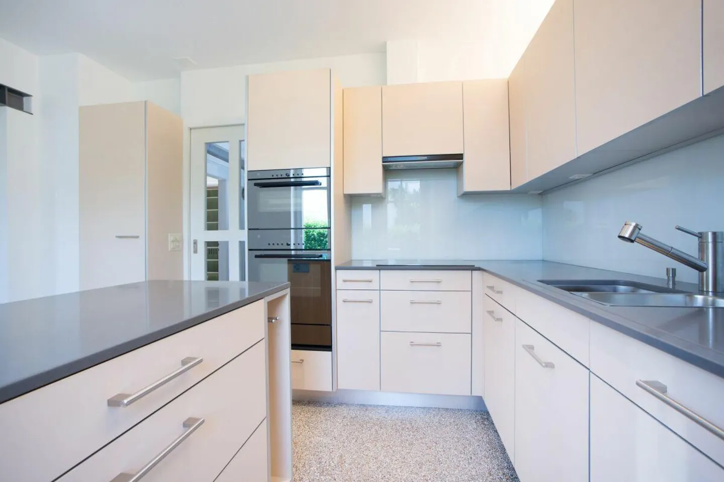 Wohnjuwel mit Charme - Stilvolles 6½-Zimmer-Einfamilienhaus im bege... - Foto 3 von 12