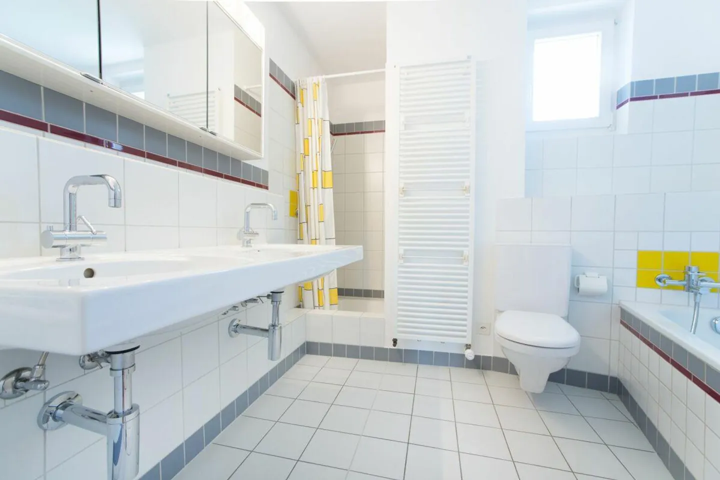 Wohnjuwel mit Charme - Stilvolles 6½-Zimmer-Einfamilienhaus im bege... - Foto 9 von 12