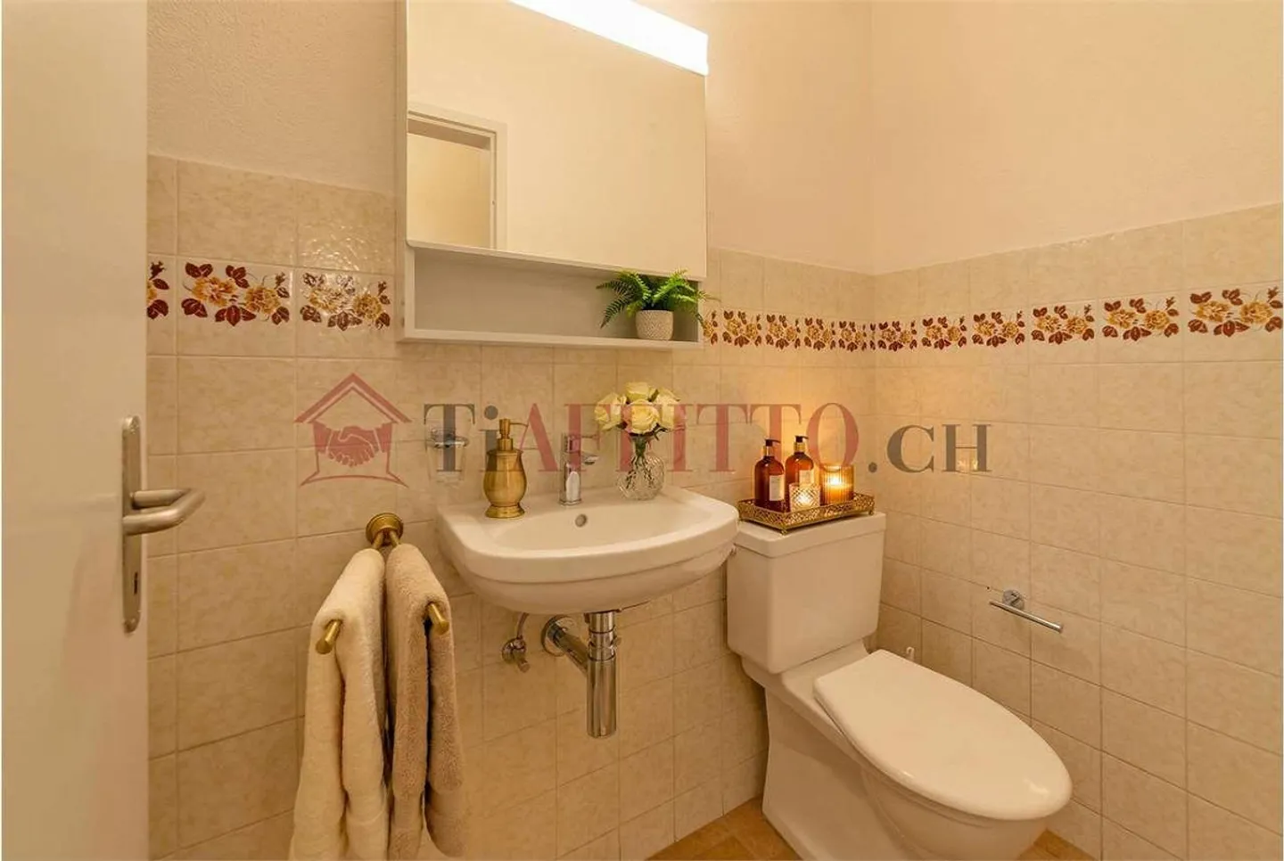 LARGE AND BRIGHT 4.5 ROOMS IN BODIO - Photo 7 of 8