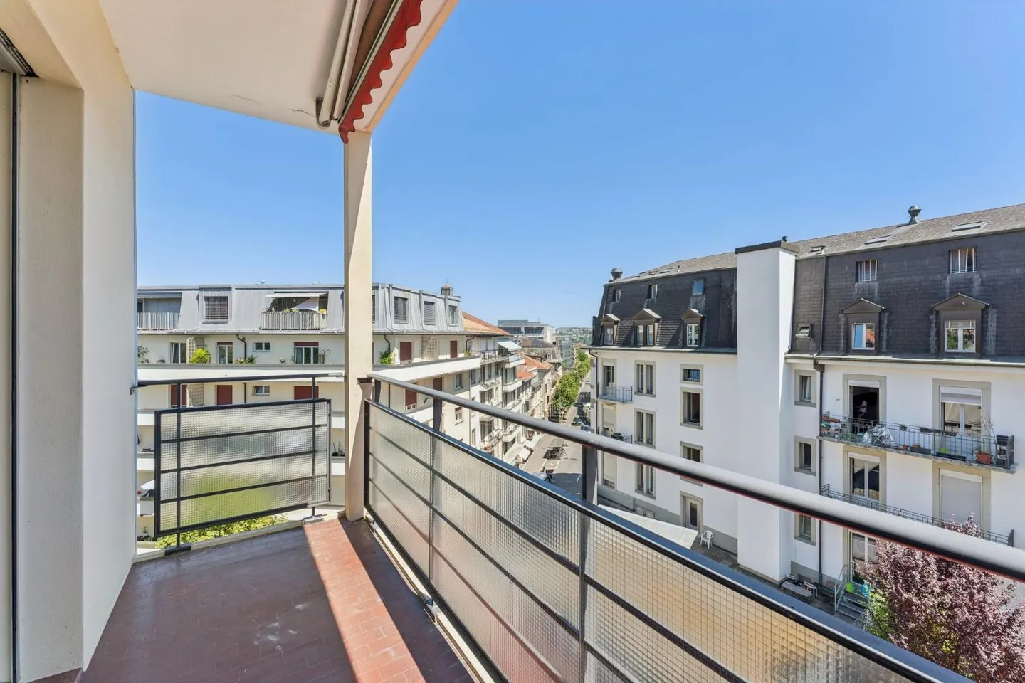 Komfortables Apartment in Fribourg - Foto 2 von 10