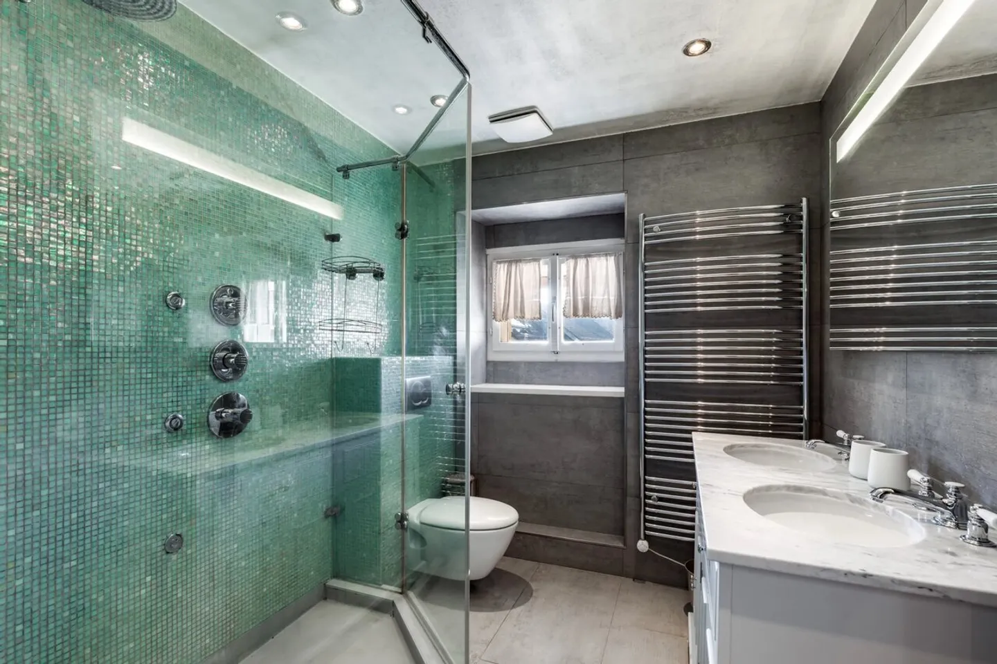 Characterful Village House - Photo 5 of 12