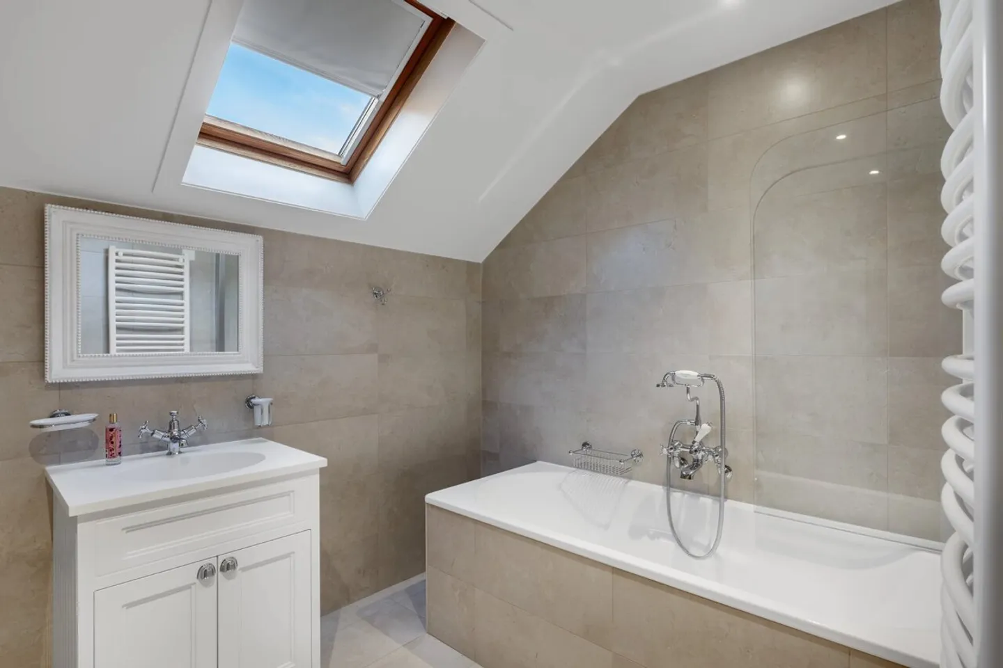 Characterful Village House - Photo 8 of 12