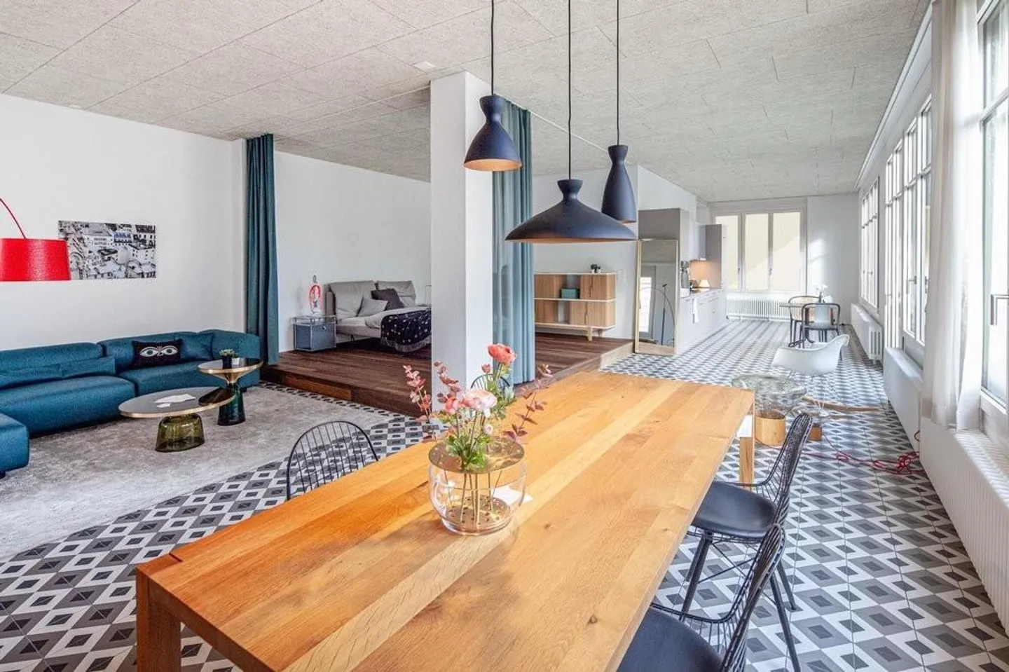 Appartamento Loft soleggiato con patio privato - Foto 1 di 8